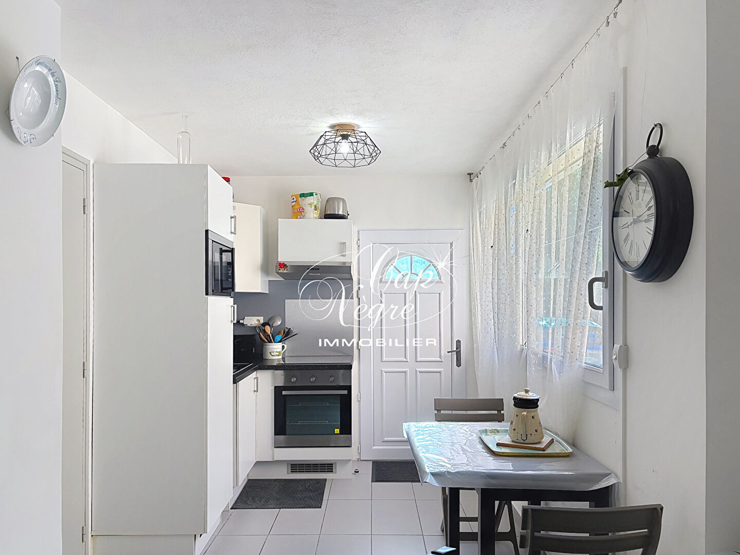 MAISON À VENDRE AU LAVANDOU SAINT-CLAIR ? PROCHE PLAGE