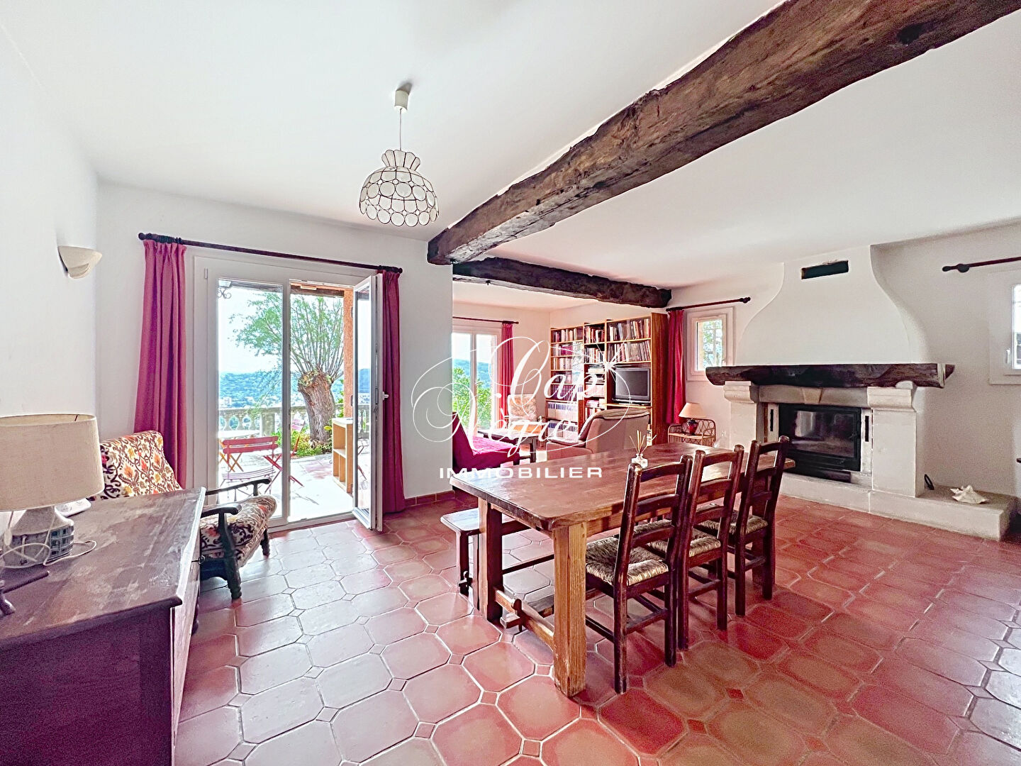 Photo VILLA A RÉNOVER DE 154M² DANS UN CADRE PRIVILÉGIÉ À VENDRE À DRAGUIGNAN image 5/6