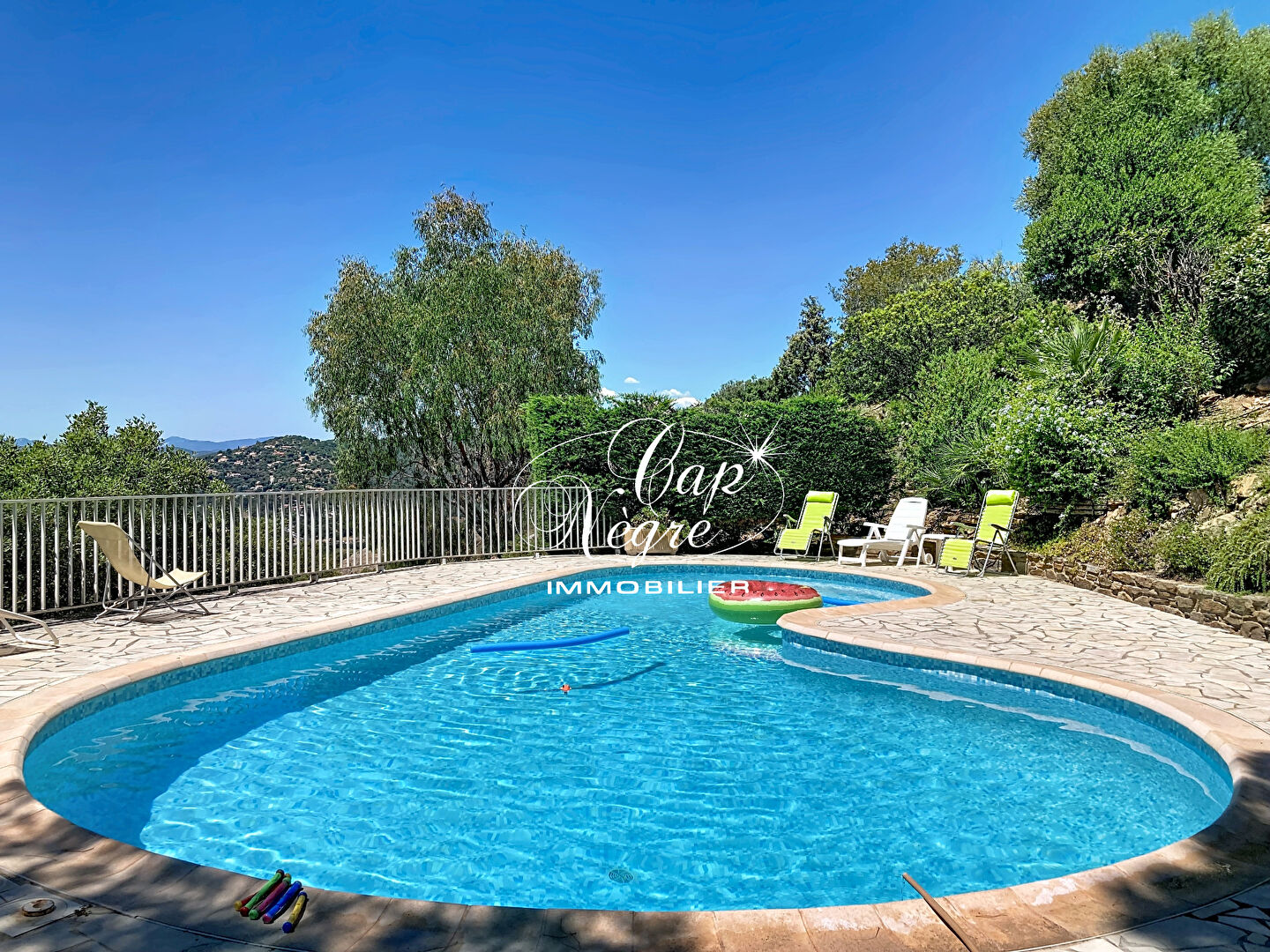 Photo VILLA VUE MER À VENDRE DANS UN DOMAINE PRIVÉ À BORMES LES MIMOSAS image 3/6