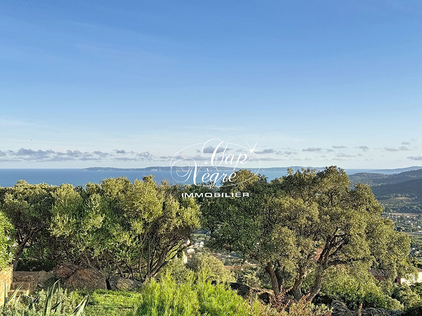 Photo VILLA VUE MER À VENDRE DANS UN DOMAINE PRIVÉ À BORMES LES MIMOSAS image 4/6