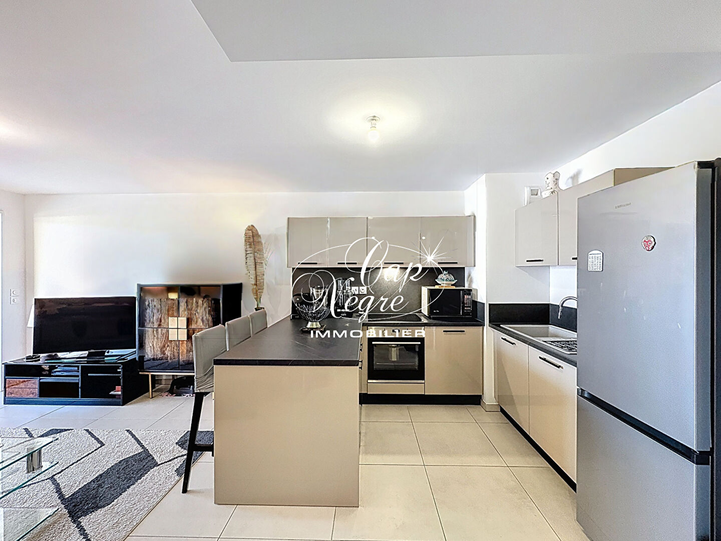 Photo APPARTEMENT T3 NEUF VUE MER HAUT STANDING AVEC GARAGE À VENDRE À CAVALAIRE SUR MER - GOLFE DE SAINT TROPEZ image 5/6