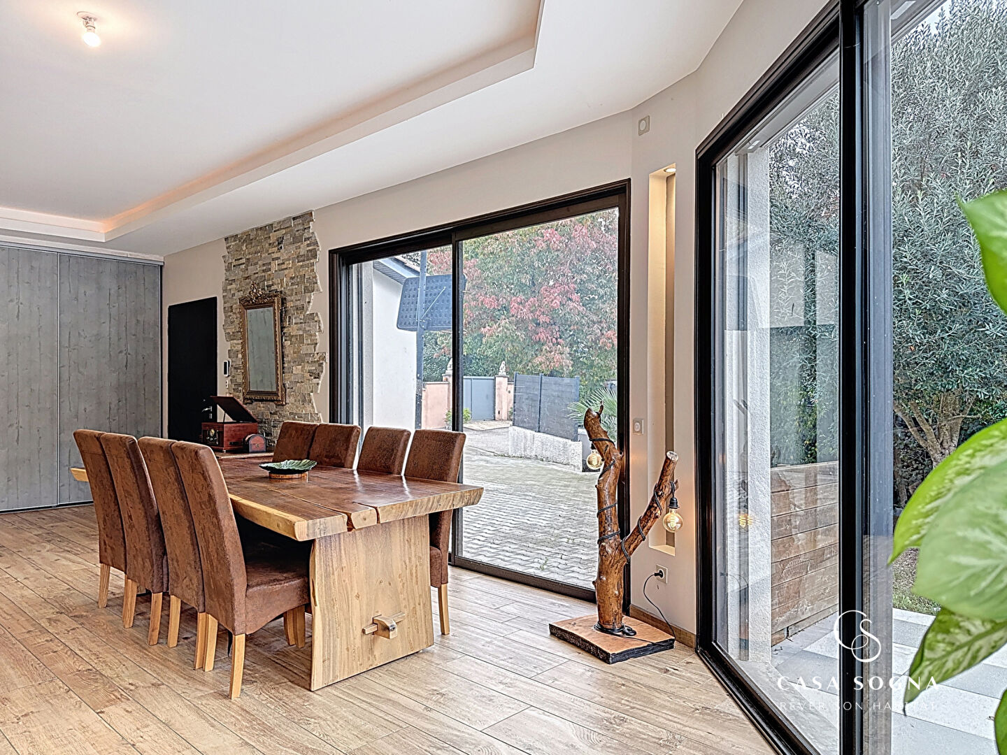 Photo Villa - 8 pièces - 186.51 m² image 4/6