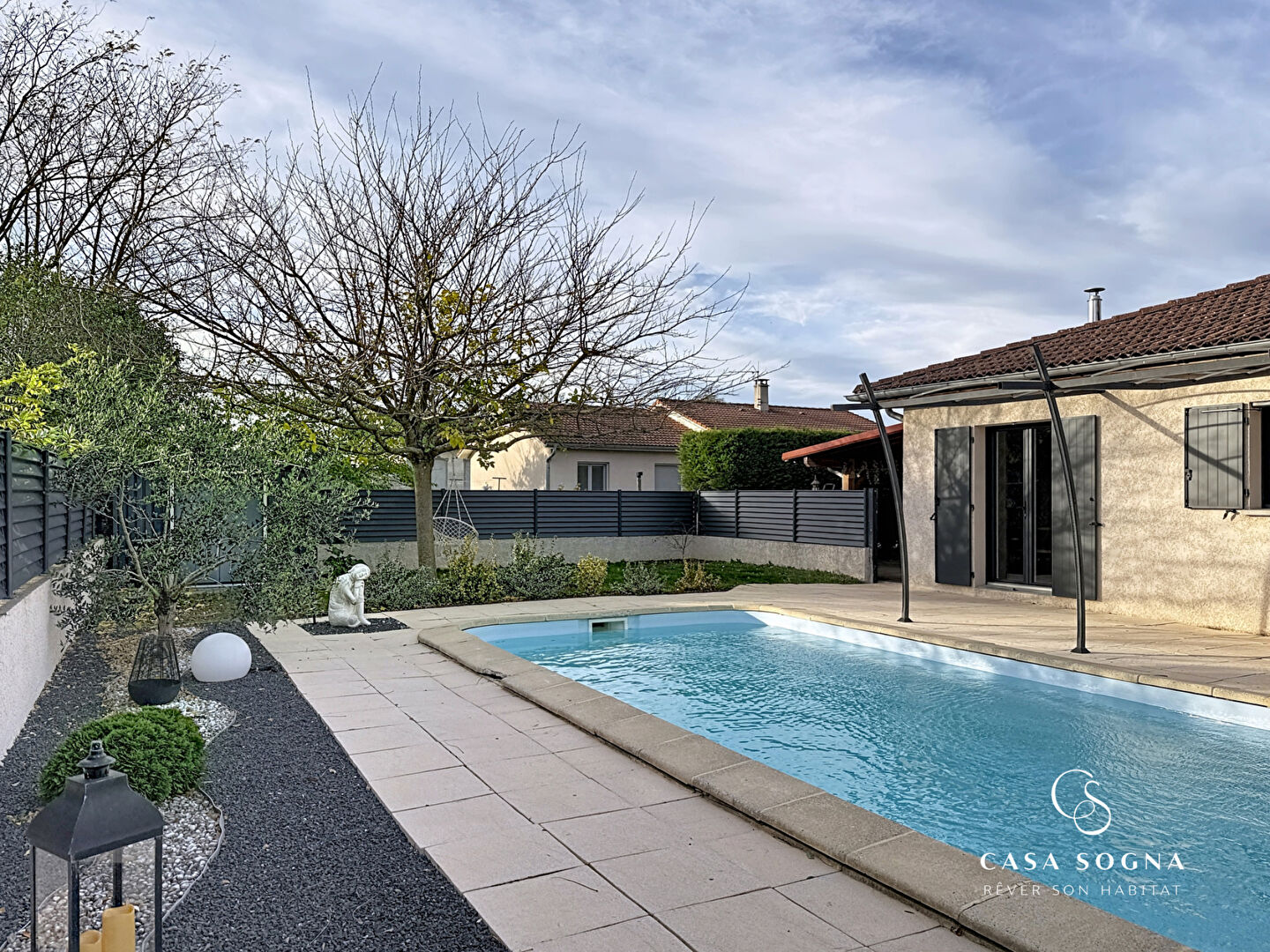 Maison - 7 pièces -154 m²