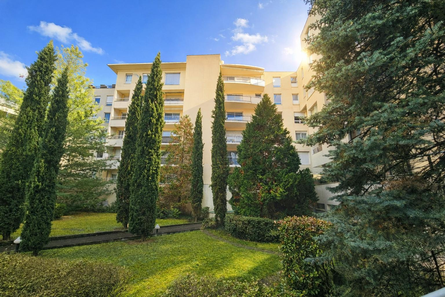 Agence immobilière de CEBEILLAC IMMOBILIER Clermont-ferrand