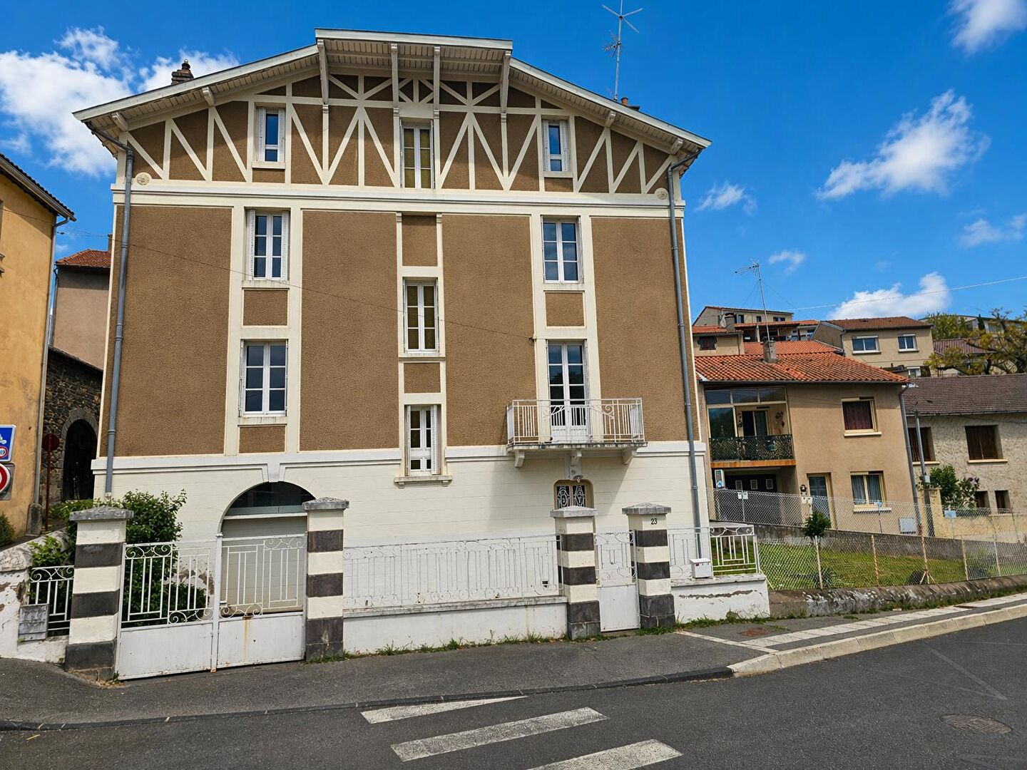 Agence immobilière de CEBEILLAC IMMOBILIER Clermont-ferrand