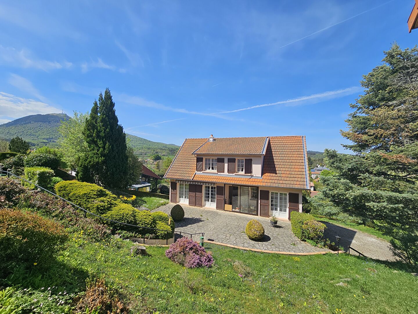 Orcines / Secteur Montrodeix | Vue exceptionnelle sur le Puy de Dôme