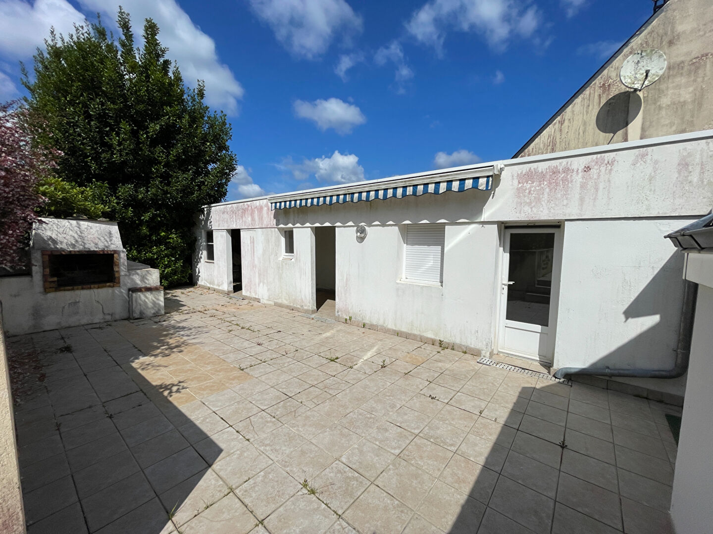 https://media.immo-facile.com/office5/chailloux_160425/catalog/images/pr_p/5/9/0/4/2/3/1/5/59042315e.jpg?DATEMAJ=04/08/2025-17:21:45