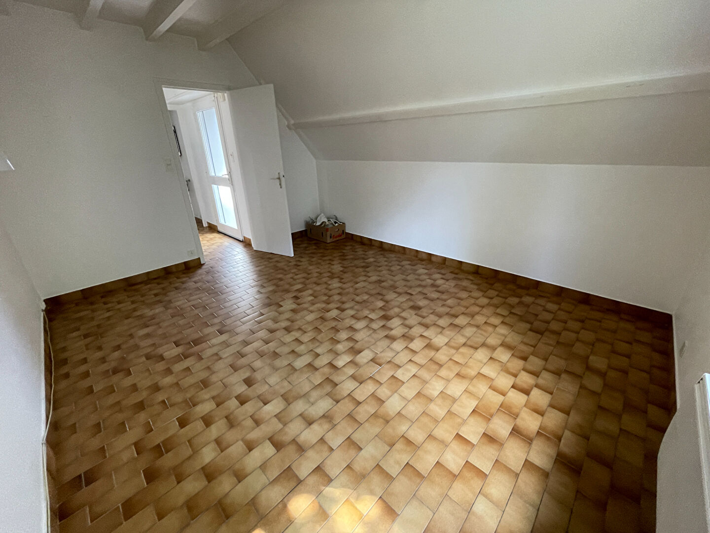 https://media.immo-facile.com/office5/chailloux_160425/catalog/images/pr_p/5/9/0/4/2/3/1/5/59042315l.jpg?DATEMAJ=04/08/2025-17:21:45