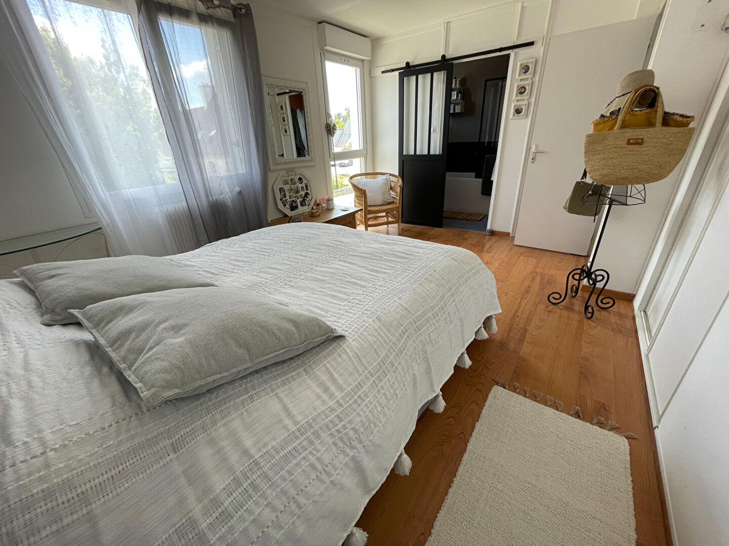 https://media.immo-facile.com/office5/chailloux_160425/catalog/images/pr_p/5/9/0/4/2/7/9/3/59042793l.jpg?DATEMAJ=05/08/2025-15:35:32