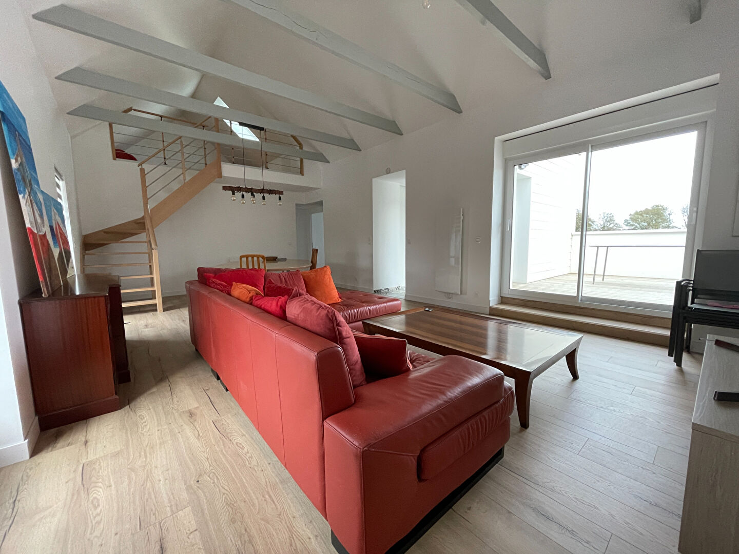 
À vendre - Bel appartement rénové de 84 m² habitables (91 m² utiles) à Pleuven
