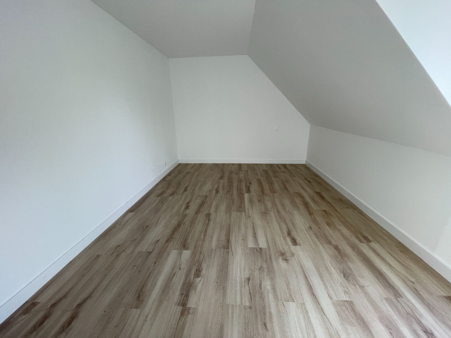 https://media.immo-facile.com/office5/chailloux_160425/catalog/images/pr_p/5/9/8/7/5/9/3/8/59875938n.jpg?DATEMAJ=09/04/2026-12:38:04