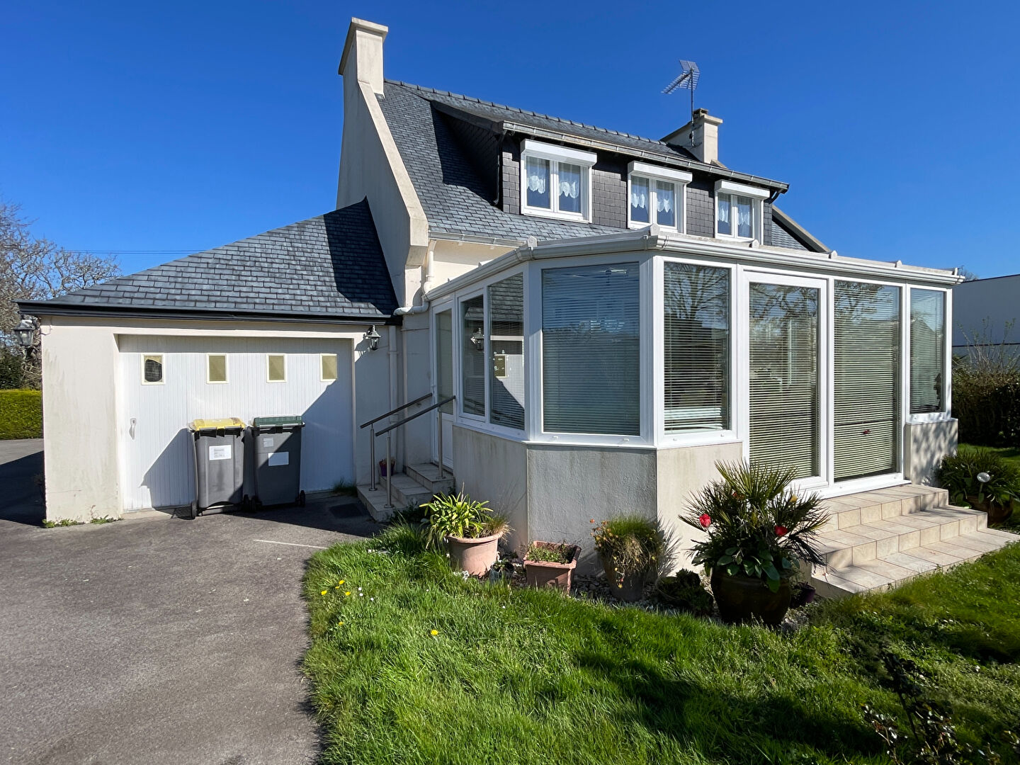 
Maison à vendre - Pleuven (secteur Moulin du Pont) - Cadre calme et verdoyant
