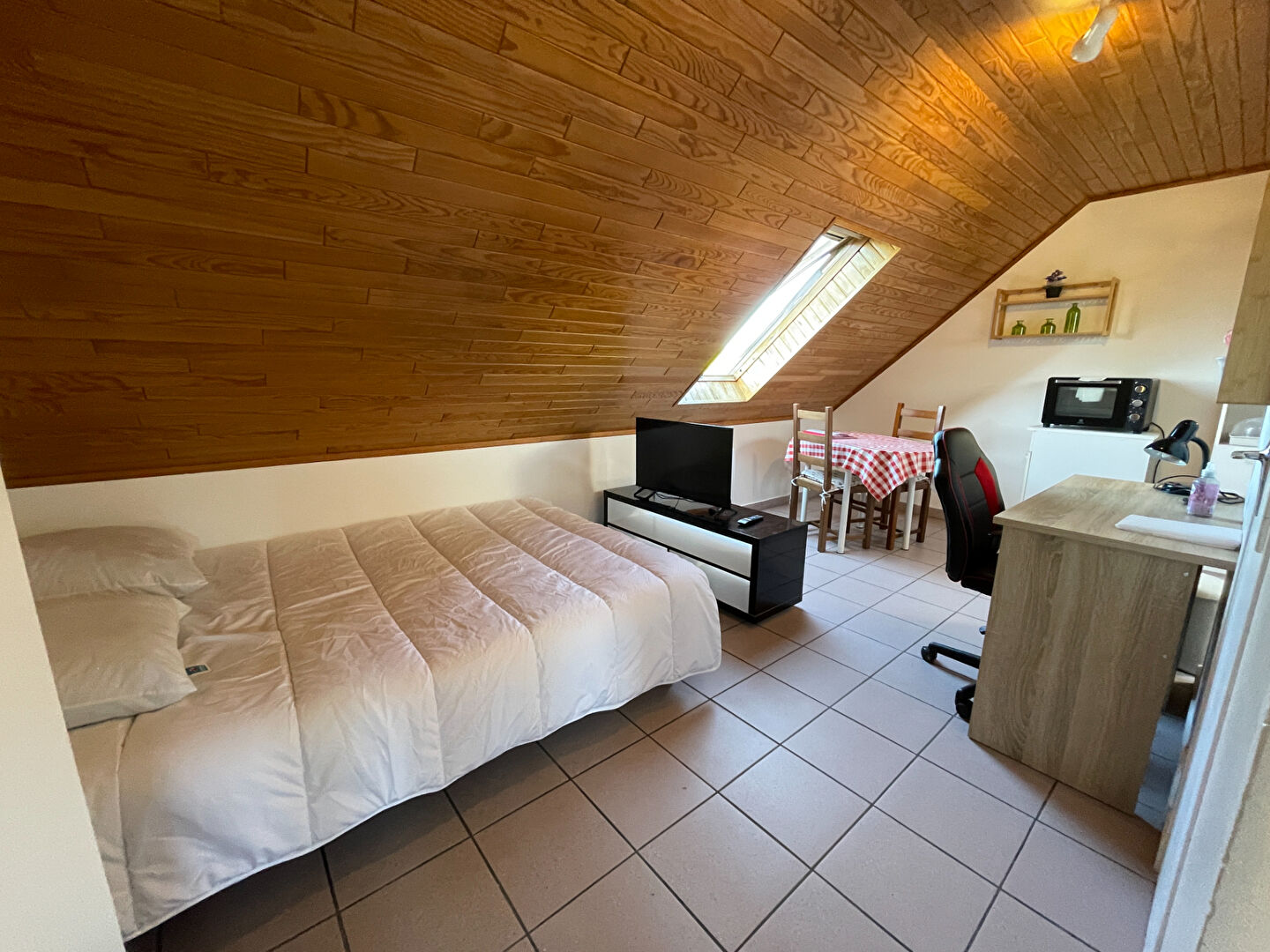 https://media.immo-facile.com/office5/chailloux_160425/catalog/images/pr_p/6/0/2/9/4/1/1/4/60294114c.jpg?DATEMAJ=13/04/2026-11:28:07