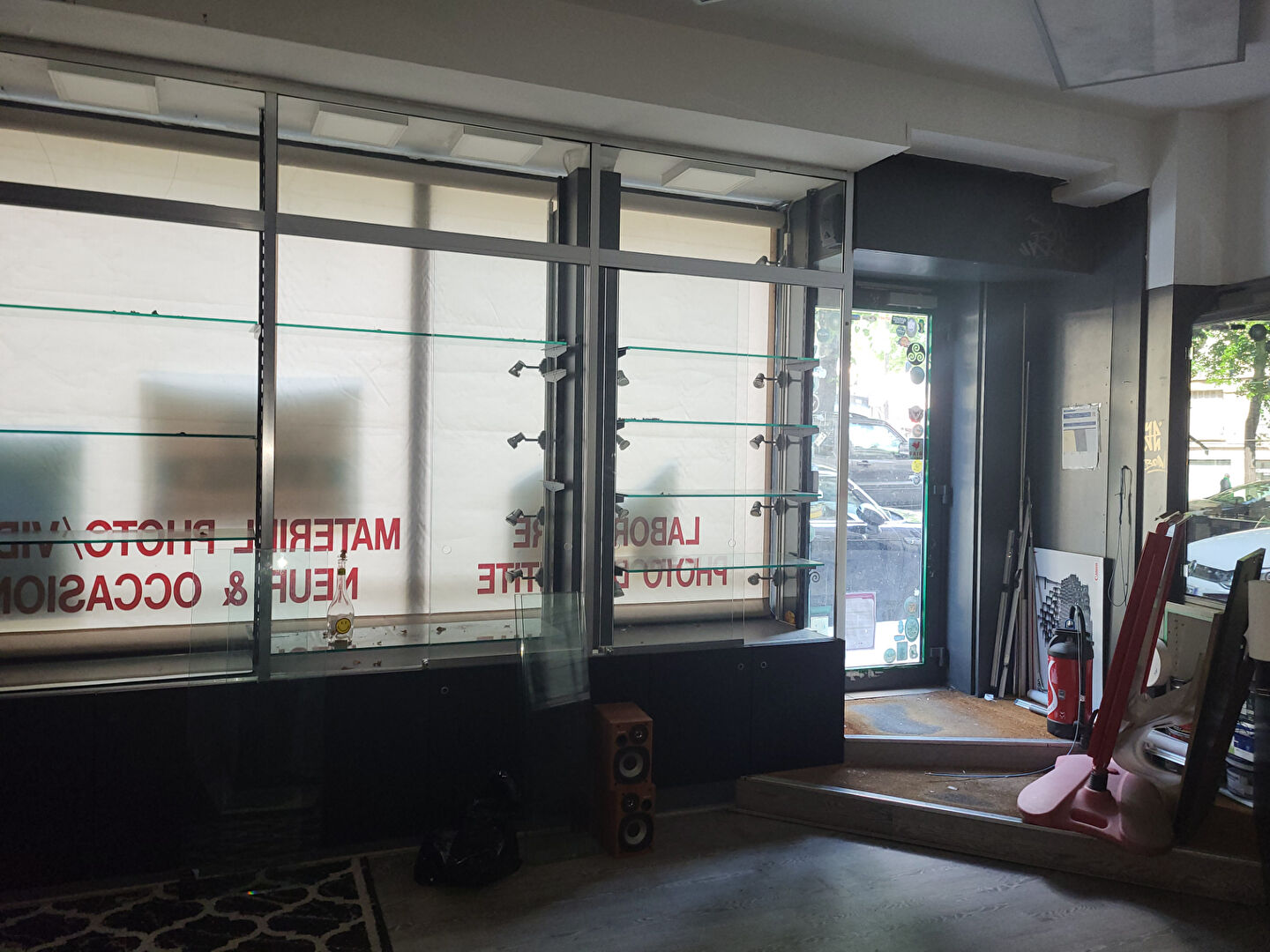 Photo 75017  Ternes  boutique a louer top emplacement image 1/4