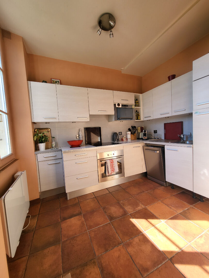 Photo Chatelet, exceptionnel  pres avenue Victoria,appartement en Dupleix de 105 m2 , vue sur l'hôtel de ville image 3/6