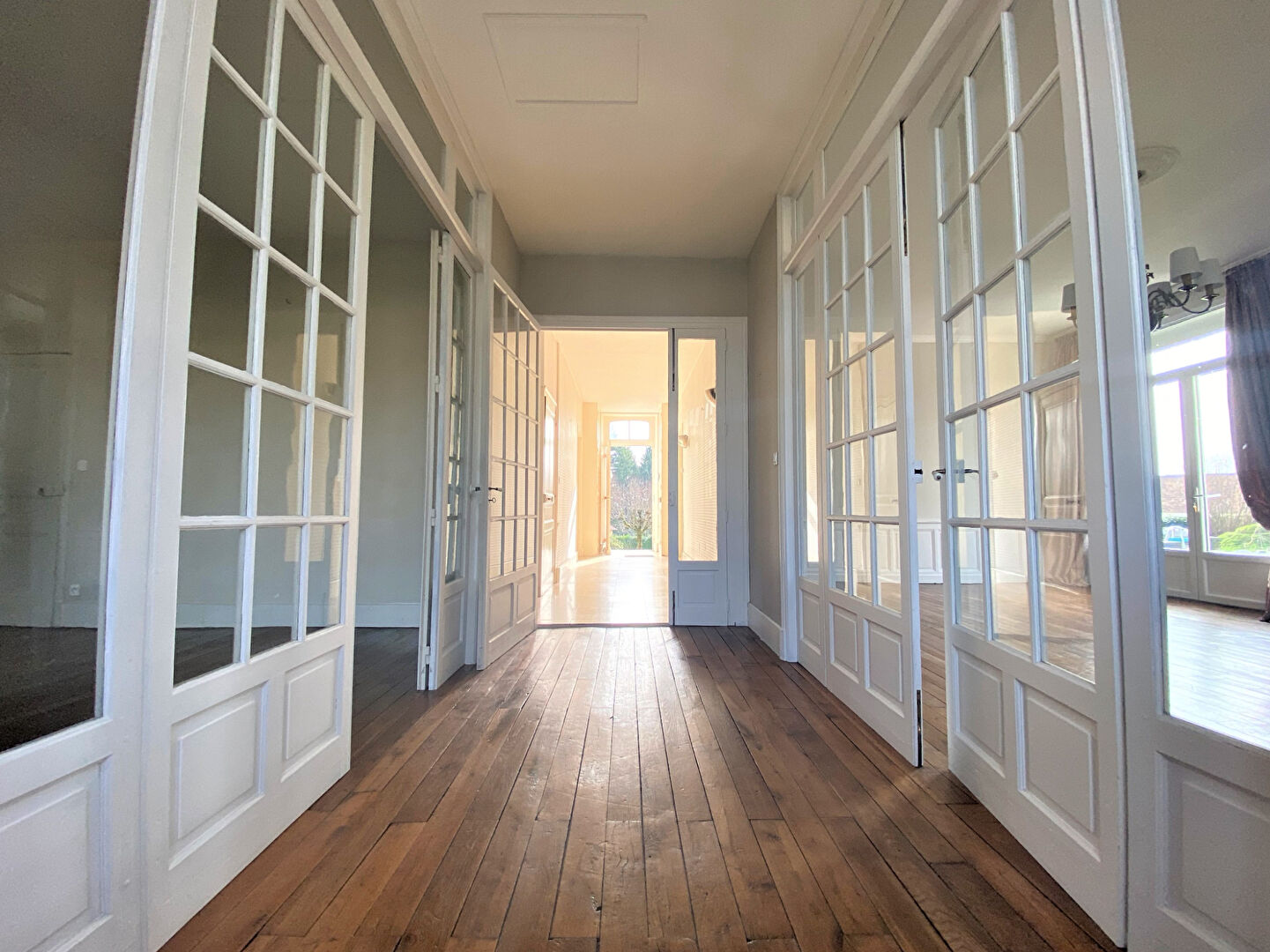 Photo Propriété de 10 pièces à Rochechouart image 5/6