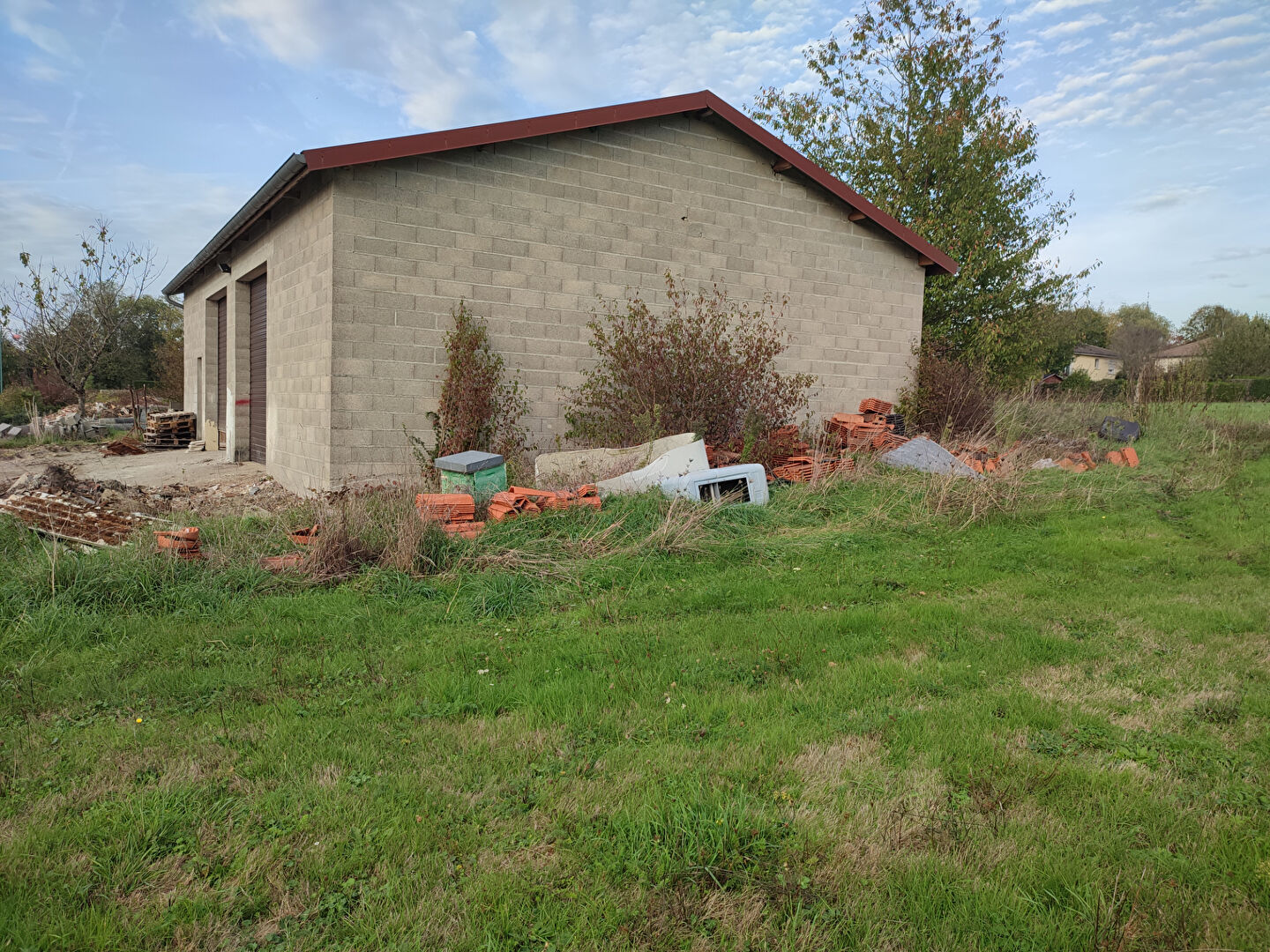 Photo Vayres Local d'activité 135 m² sur un terrain constructible image 2/5