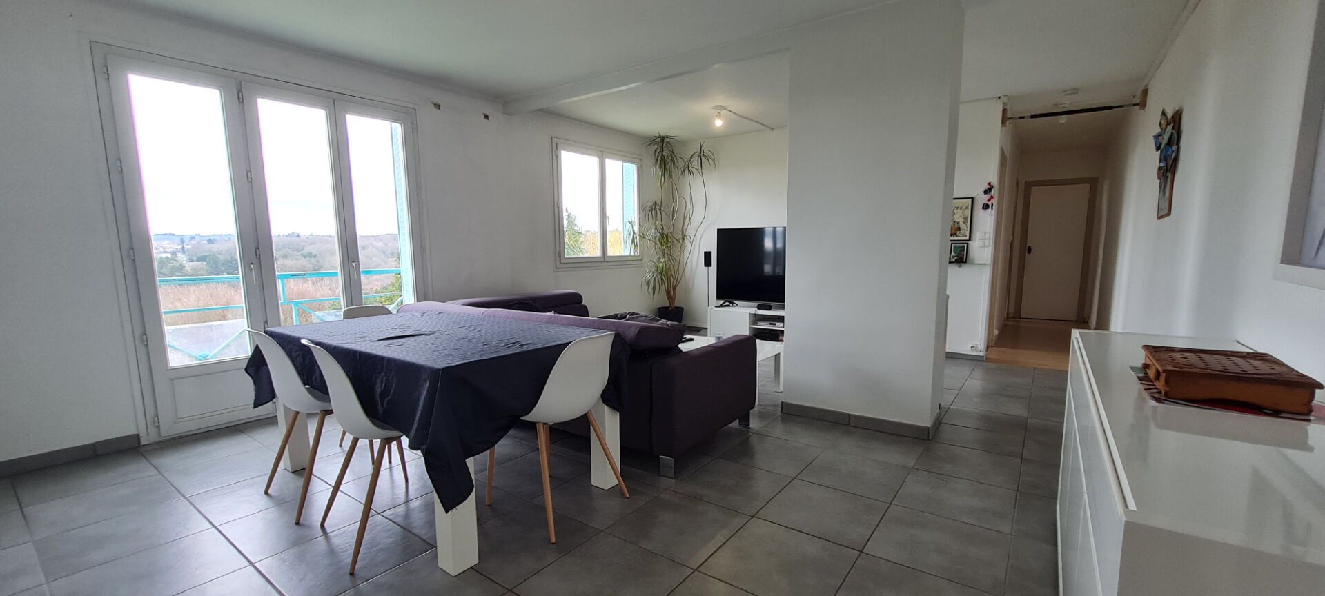 Photo Appartement  T4 de 65 m2 avec deux places de parkings. image 2/6