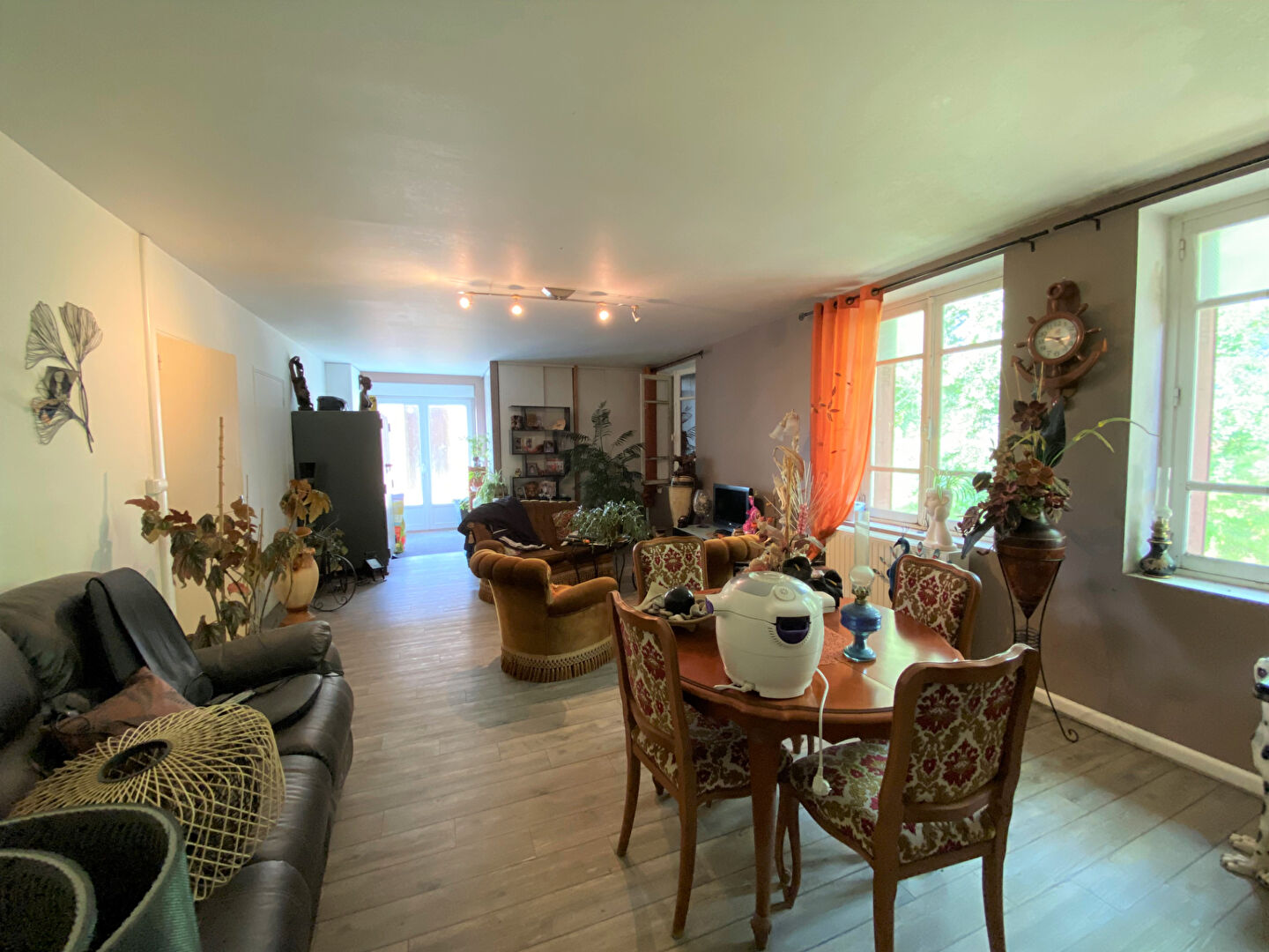 Photo Maison et ancien bar/restaurant 346 m2 image 5/6