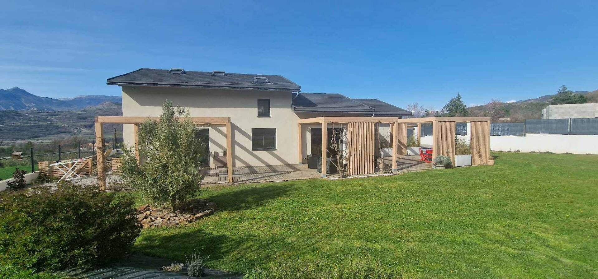 Agence immobilière de Chez toit Immobilier Solliès-Pont