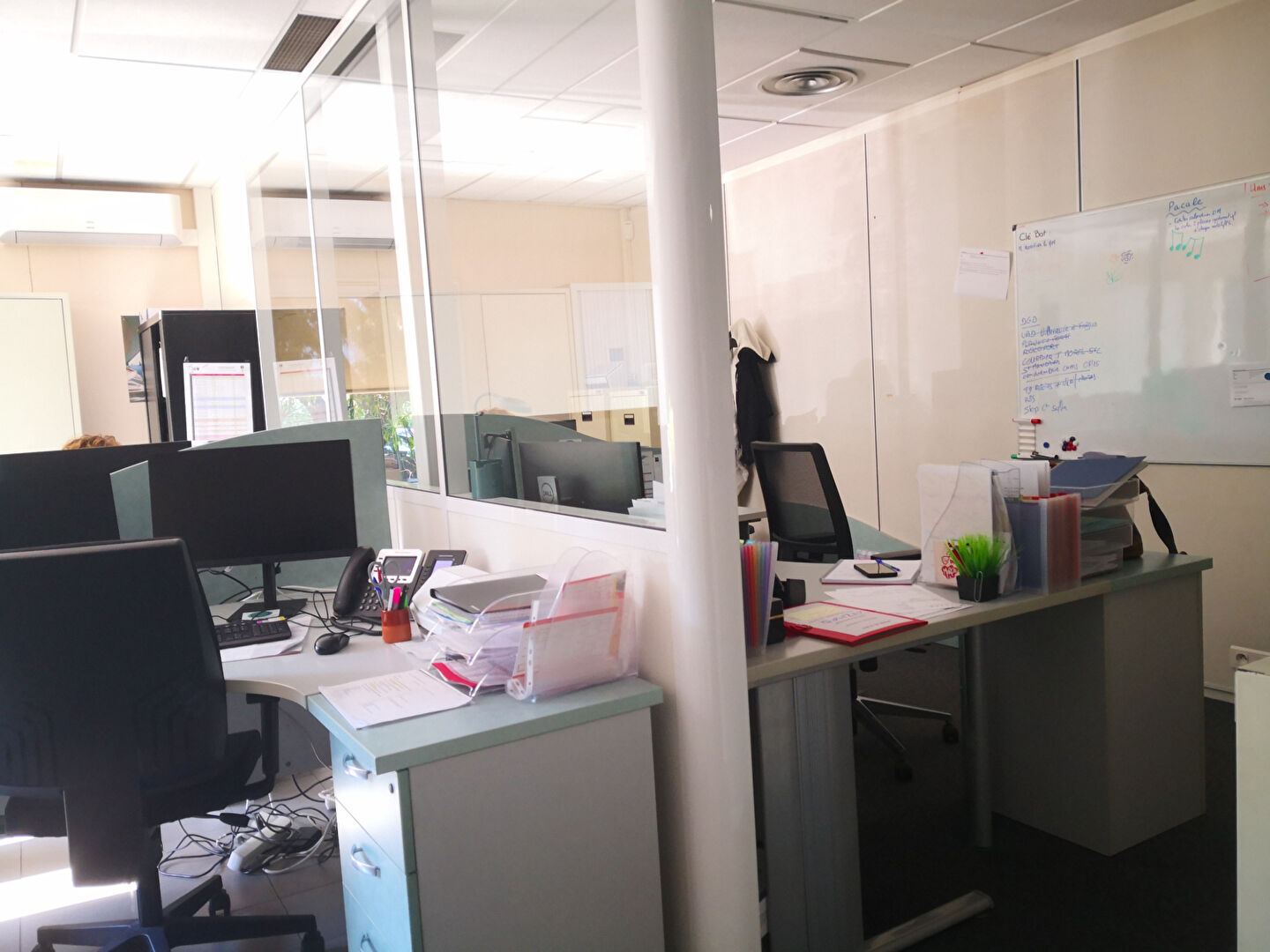 Photo Vends immeuble de bureau / locaux La Seyne 800m2 image 5/6