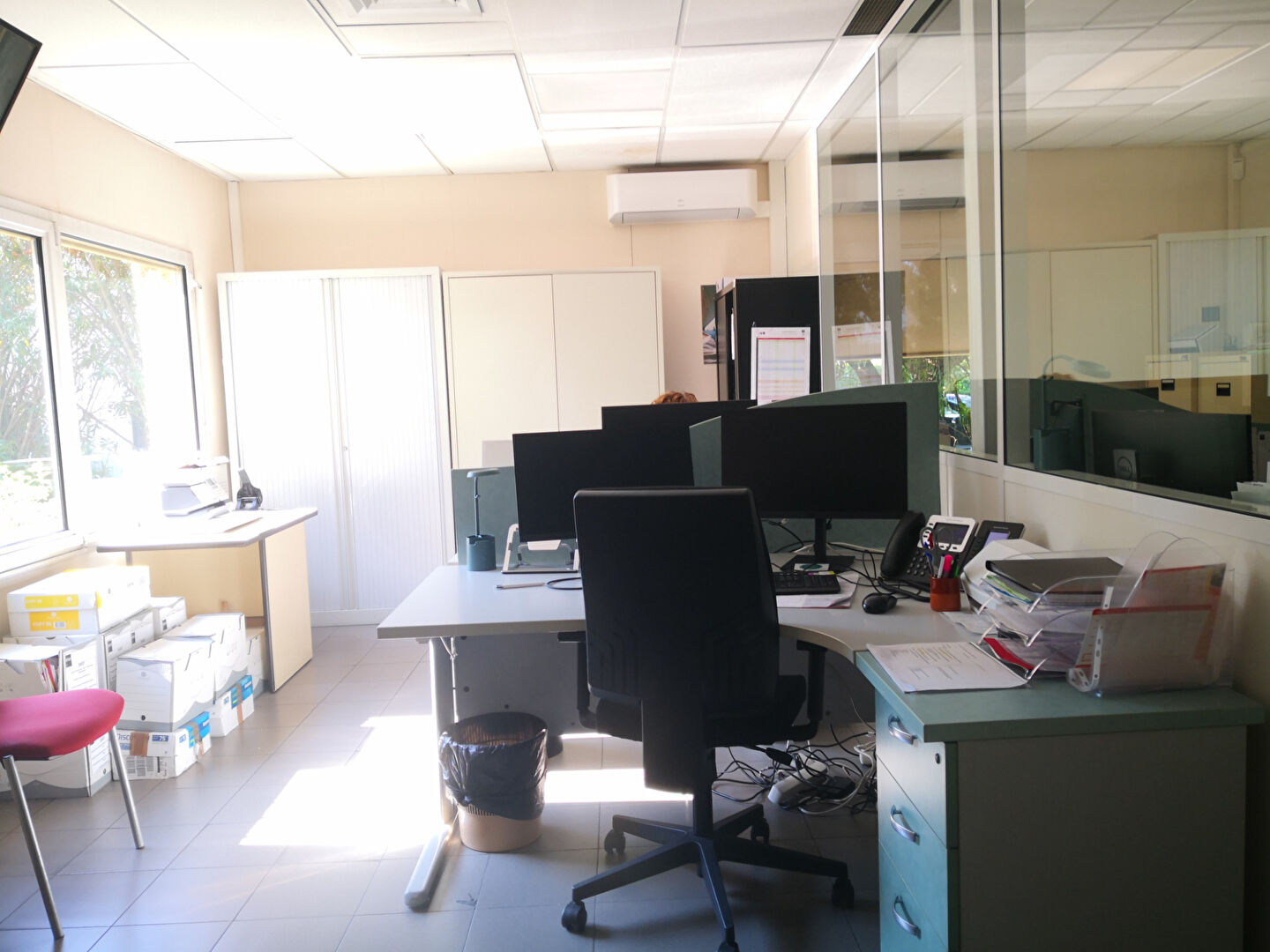 Photo Vends immeuble de bureau / locaux La Seyne 800m2 image 6/6