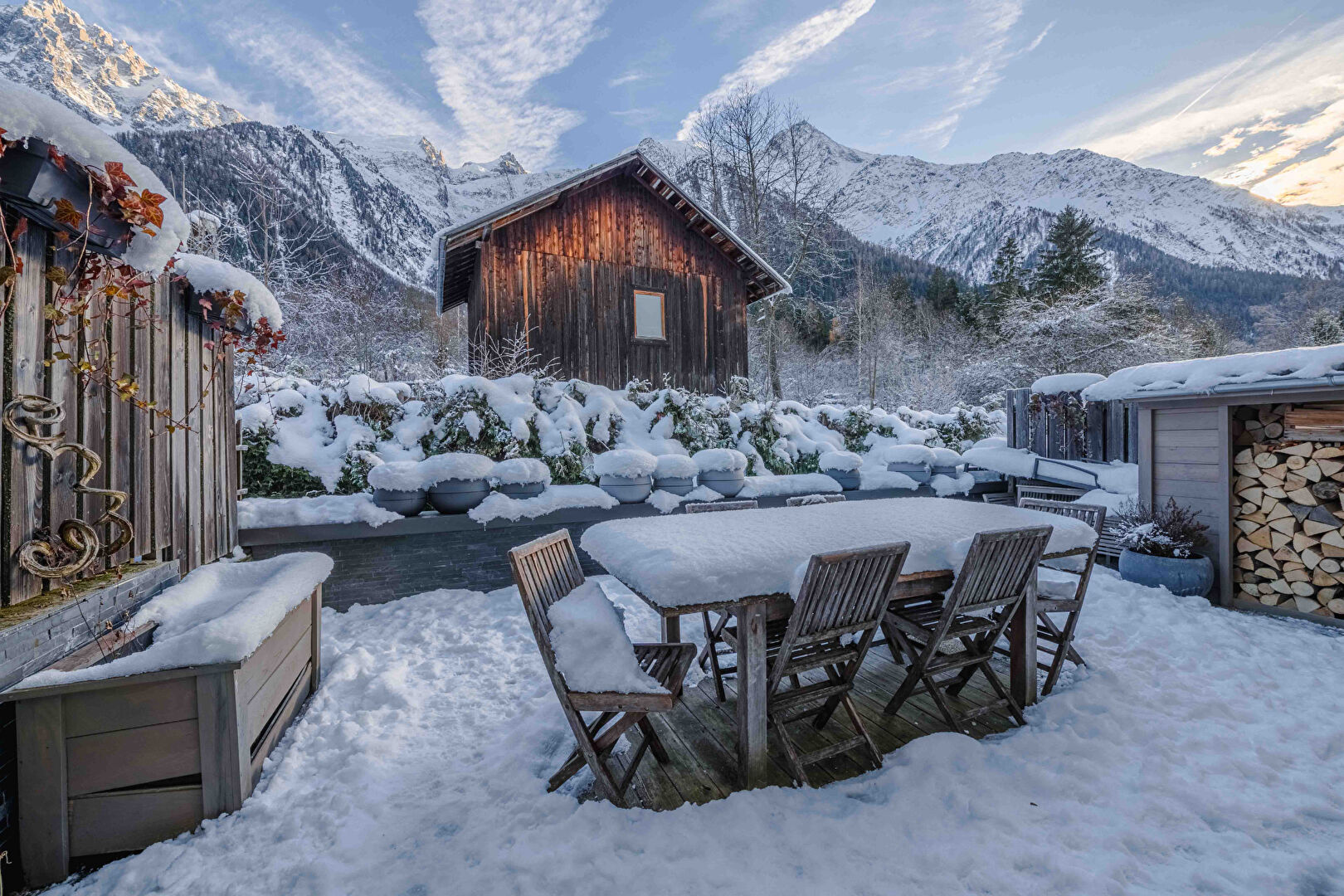 Chamonix, Chamonix Mont-Blanc apartment for sale - Chamonix-Mont-Blanc | 2-Bed Apartment with 40 m² South-Facing Terrace in Les Bossons - gallery image 3