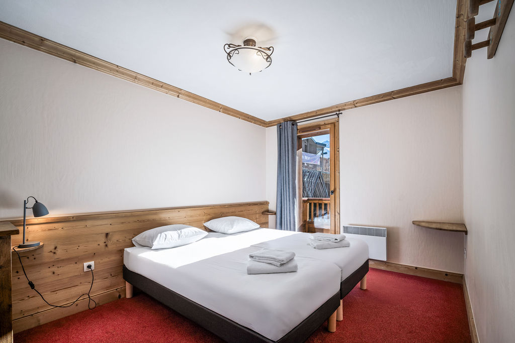 Val Thorens, Les 3 Vallées apartment for sale - Val Thorens | Stylish 3-Bed in Modern Residence with Wellness Centre - gallery image 3