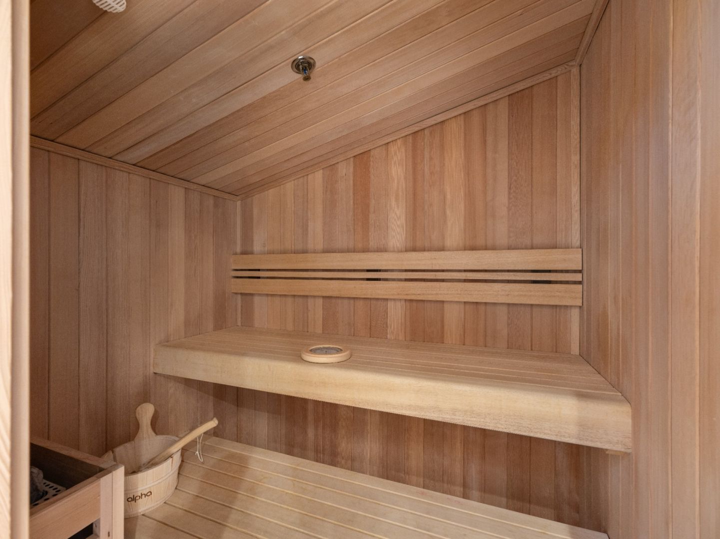 Méribel, Les 3 Vallées apartment for sale - Méribel | Contemporary 3-Bed Duplex in Premium Resort Centre Residence - gallery image 2