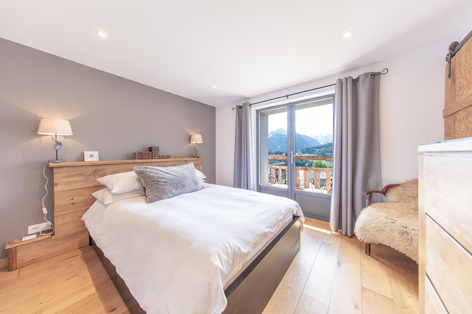 La Côte-d'Arbroz, Les Portes du Soleil chalet for sale - La Côte-d'Arbroz | Spacious 6-Bed Chalet with High-End Finishes & Mazot - gallery image 3