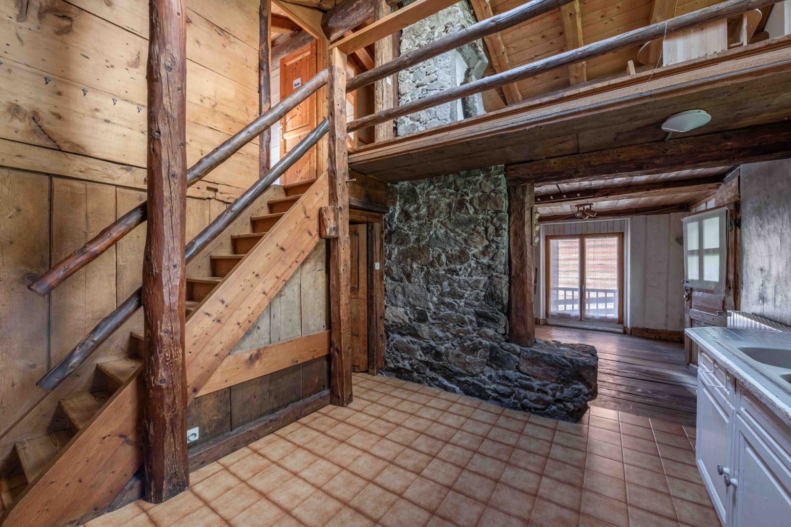 Vallorcine, Chamonix Mont-Blanc chalet for sale - Vallorcine | Authentic 3-Bed Farmhouse Near Swiss Border & Ski Lifts