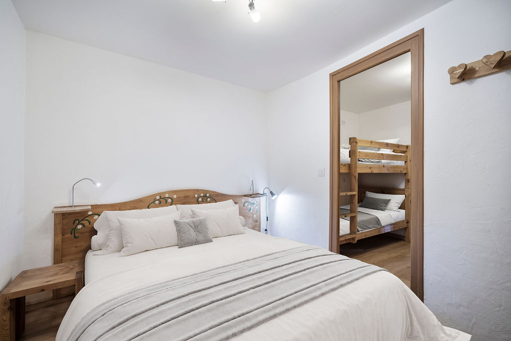 Saint-Martin-de-Belleville, Les 3 Vallées chalet for sale - Authentic 4-Bedroom Village House with Separate Rental Apartment in Saint-Martin-de-Belleville Historic Centre - gallery image 3