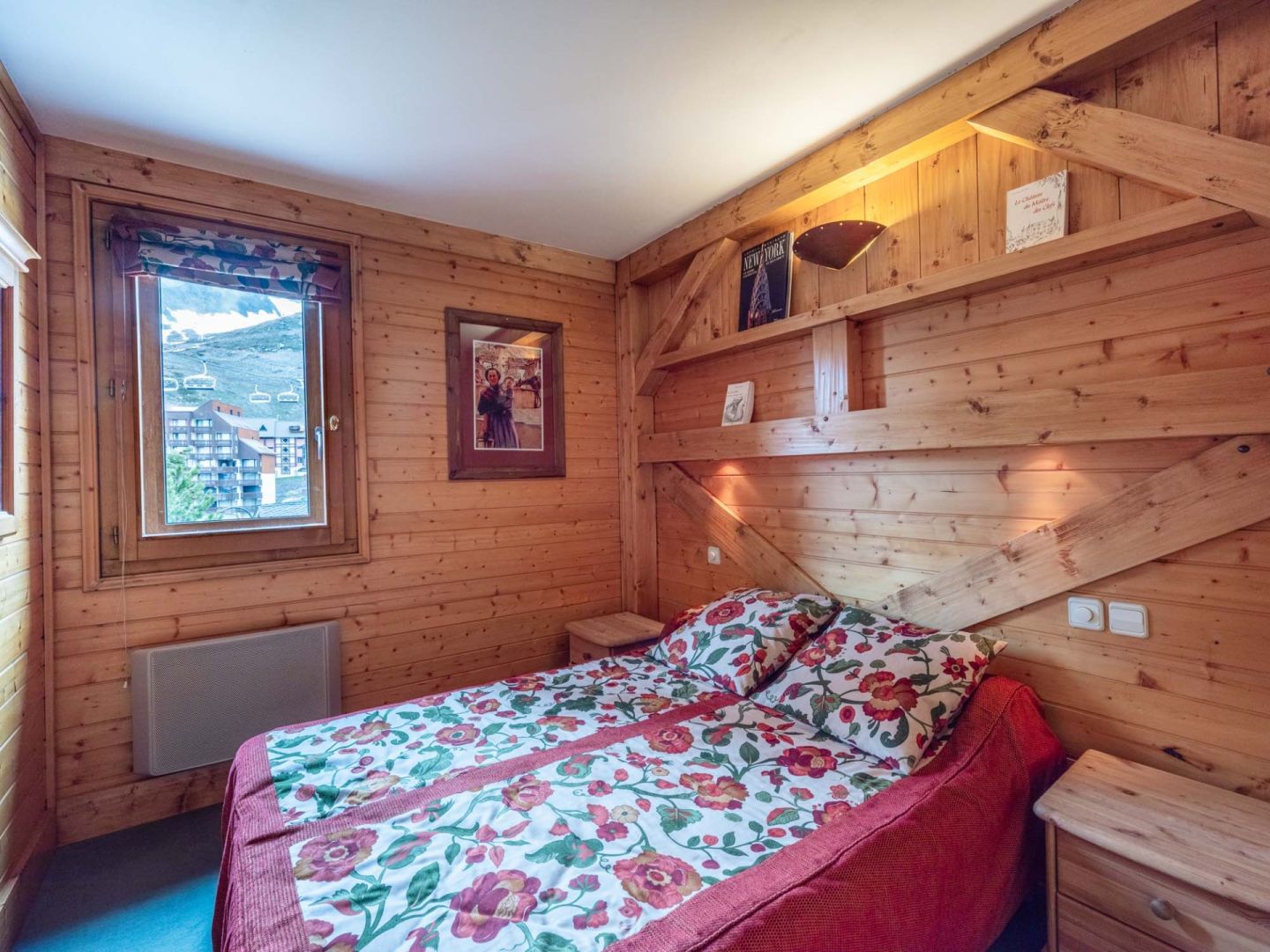 Val Thorens, Les 3 Vallées apartment for sale - Val Thorens | Exceptional 5-Bed Duplex in Resort Centre with Ski-In Ski-Out - gallery image 3