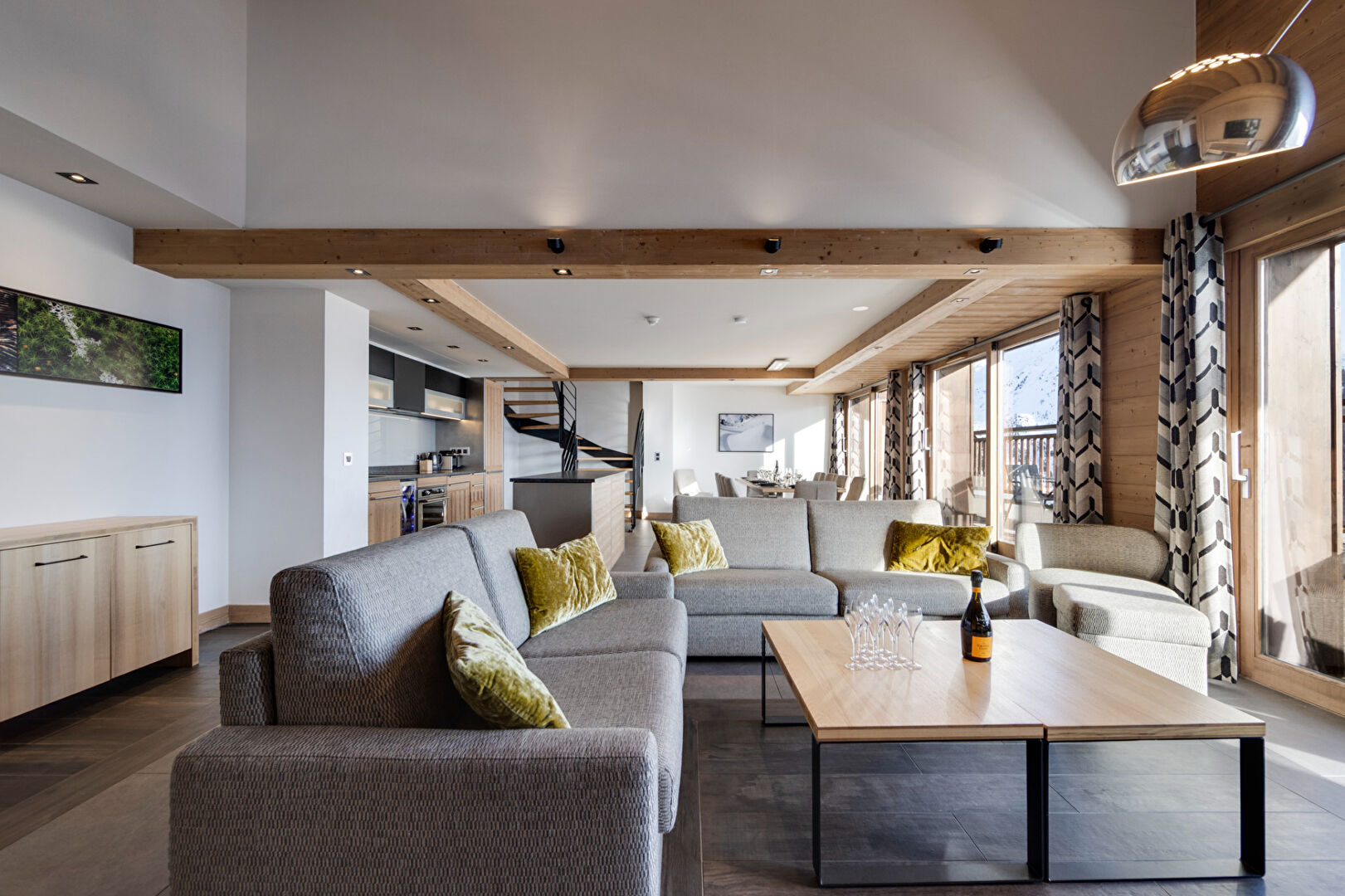 Montvalezan, Espace San Bernardo apartment for sale - Montvalezan | 5-Bed Duplex Apartment with South-Facing Balcony - gallery image 3