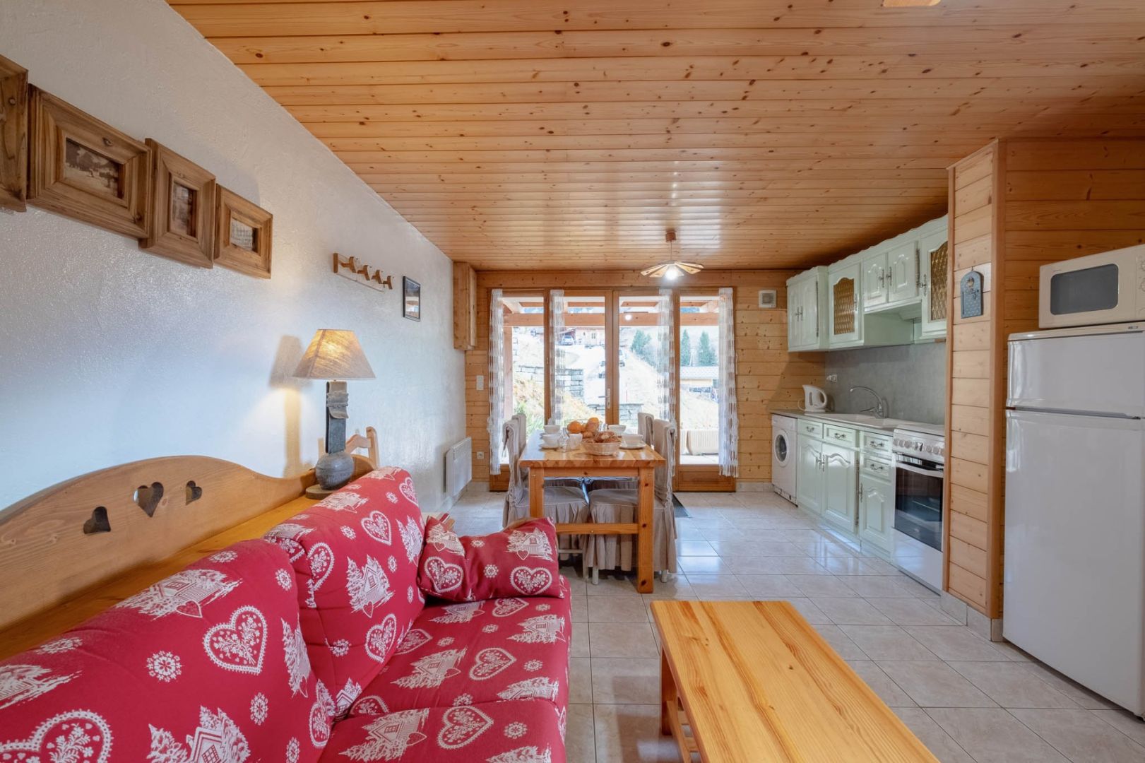 Les Saisies, Espace Diamant chalet for sale - Les Saisies | 5-Bed Chalet in Nature Between Two Ski Resorts - gallery image 3