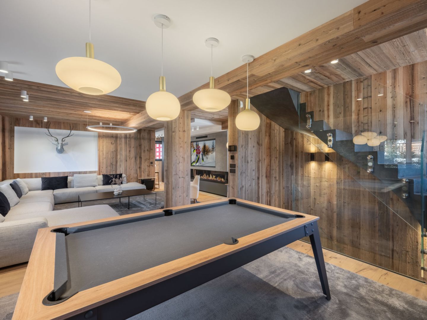 Megeve, Evasion Mont-Blanc chalet for sale - Megeve | 6-Bed Chalet with Balcony - gallery image 2