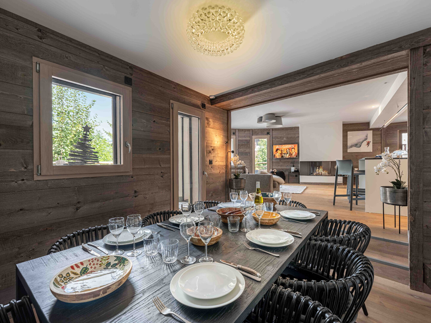 Megève, Évasion Mont-Blanc apartment for sale - Megève | Luxury 3-Bed Apartment in Rochebrune with Terrace Sauna - gallery image 2