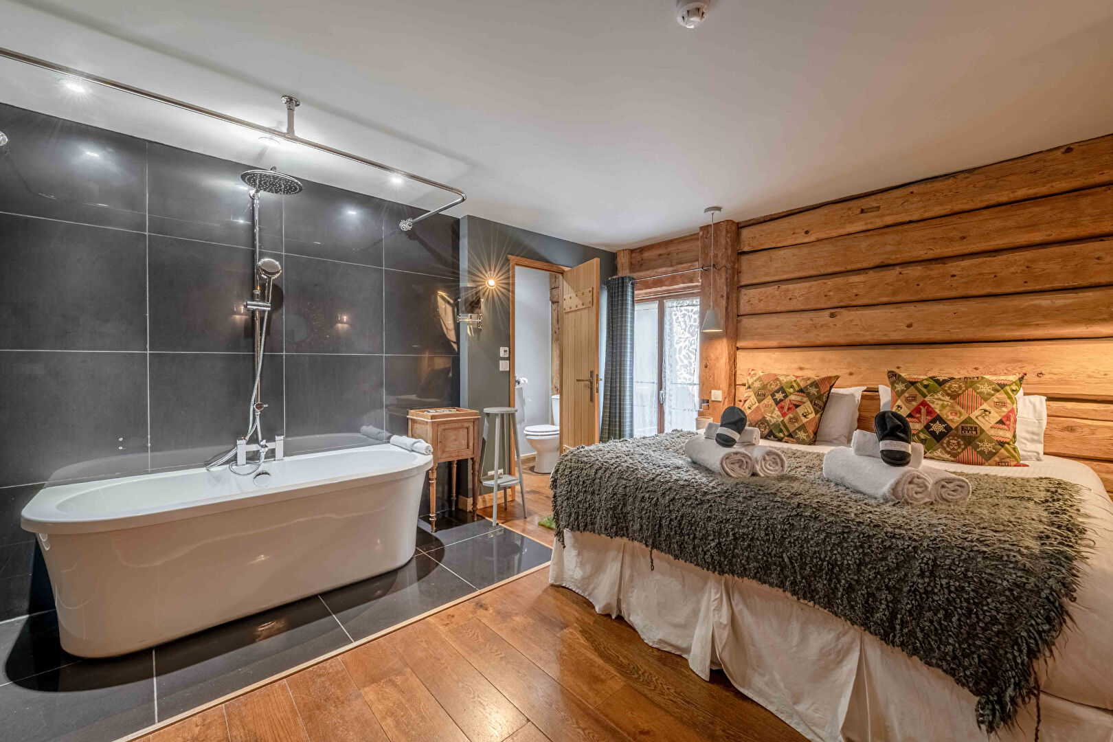 Morzine, Les Portes du Soleil chalet for sale - Morzine | Prestigious 6-Bed Renovated Farmhouse with Jacuzzi & Apartment - gallery image 3