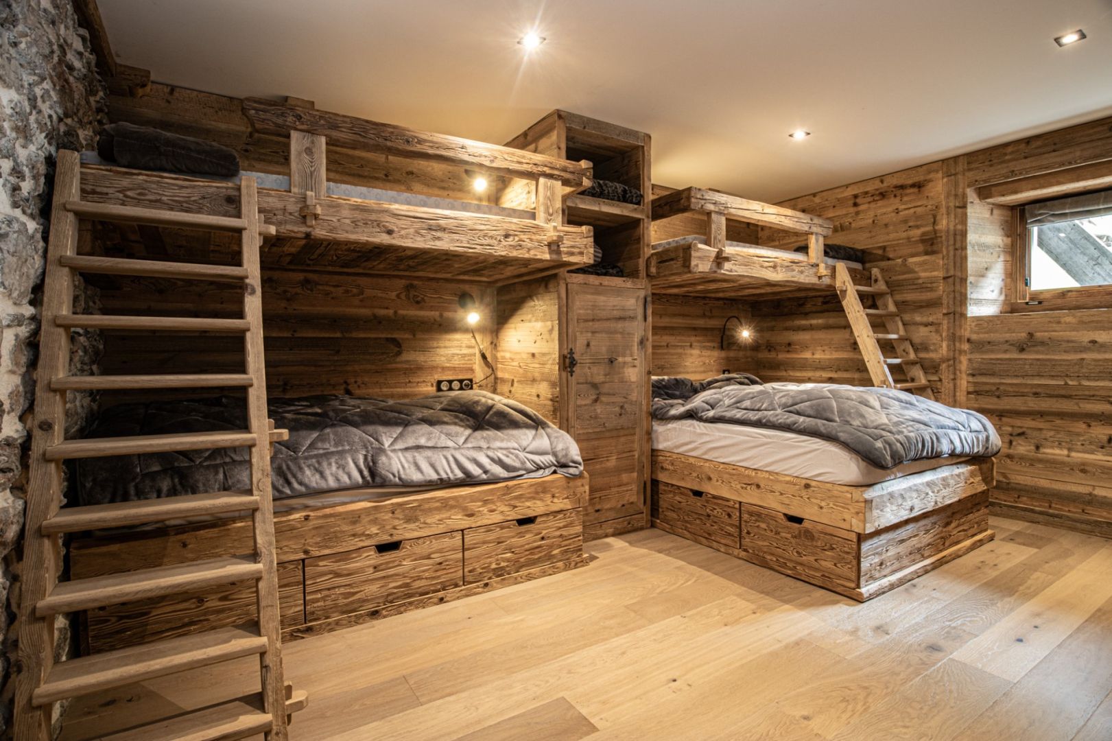 Montriond, Les Portes du Soleil apartment for sale - Montriond | High-Standing 3-Bed Apartment in Authentic Village House