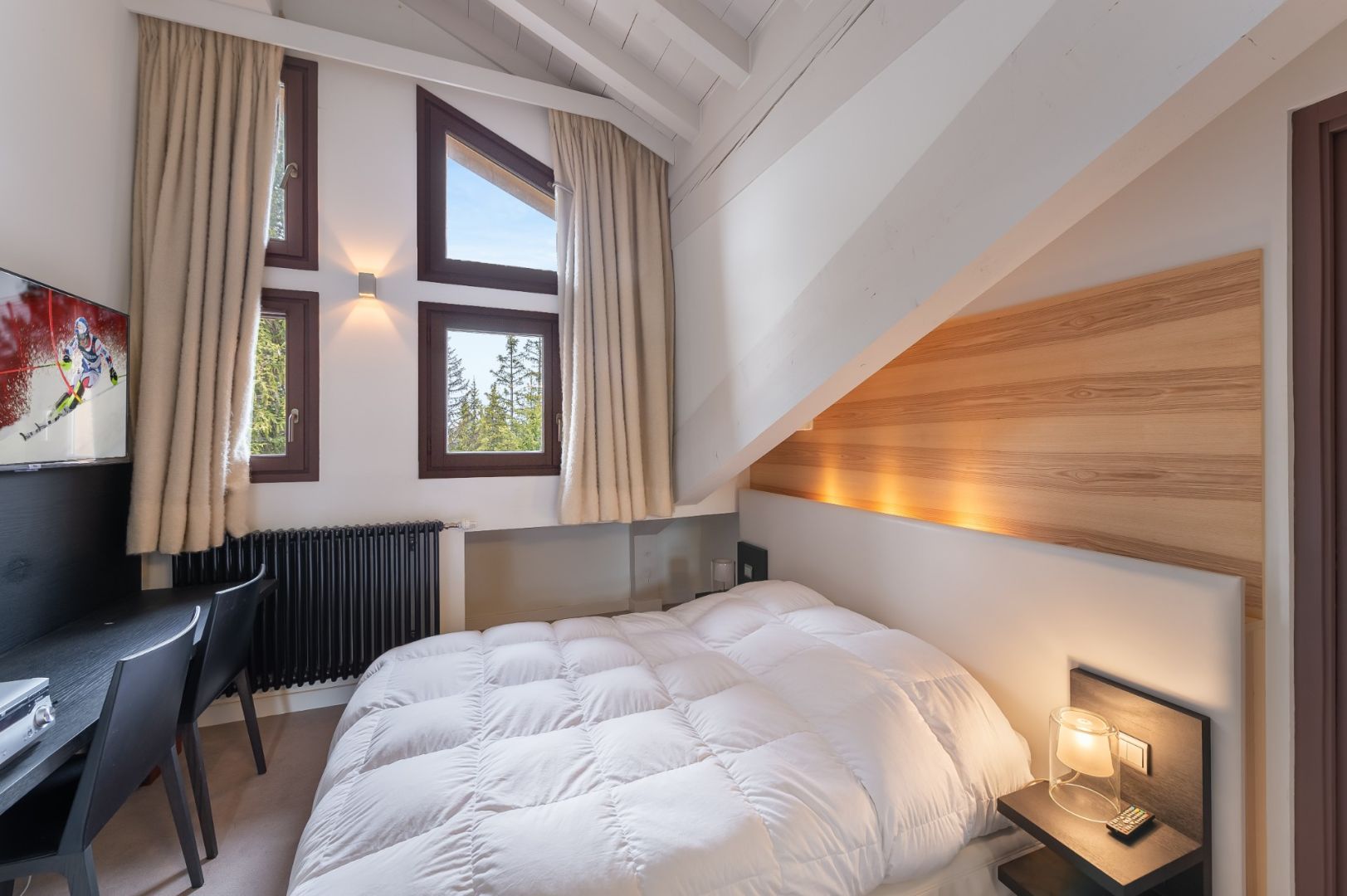 Courchevel, Les 3 Vallées apartment for sale - Courchevel 1850 | Premium 2-Bed Top-Floor Apartment Near Slopes