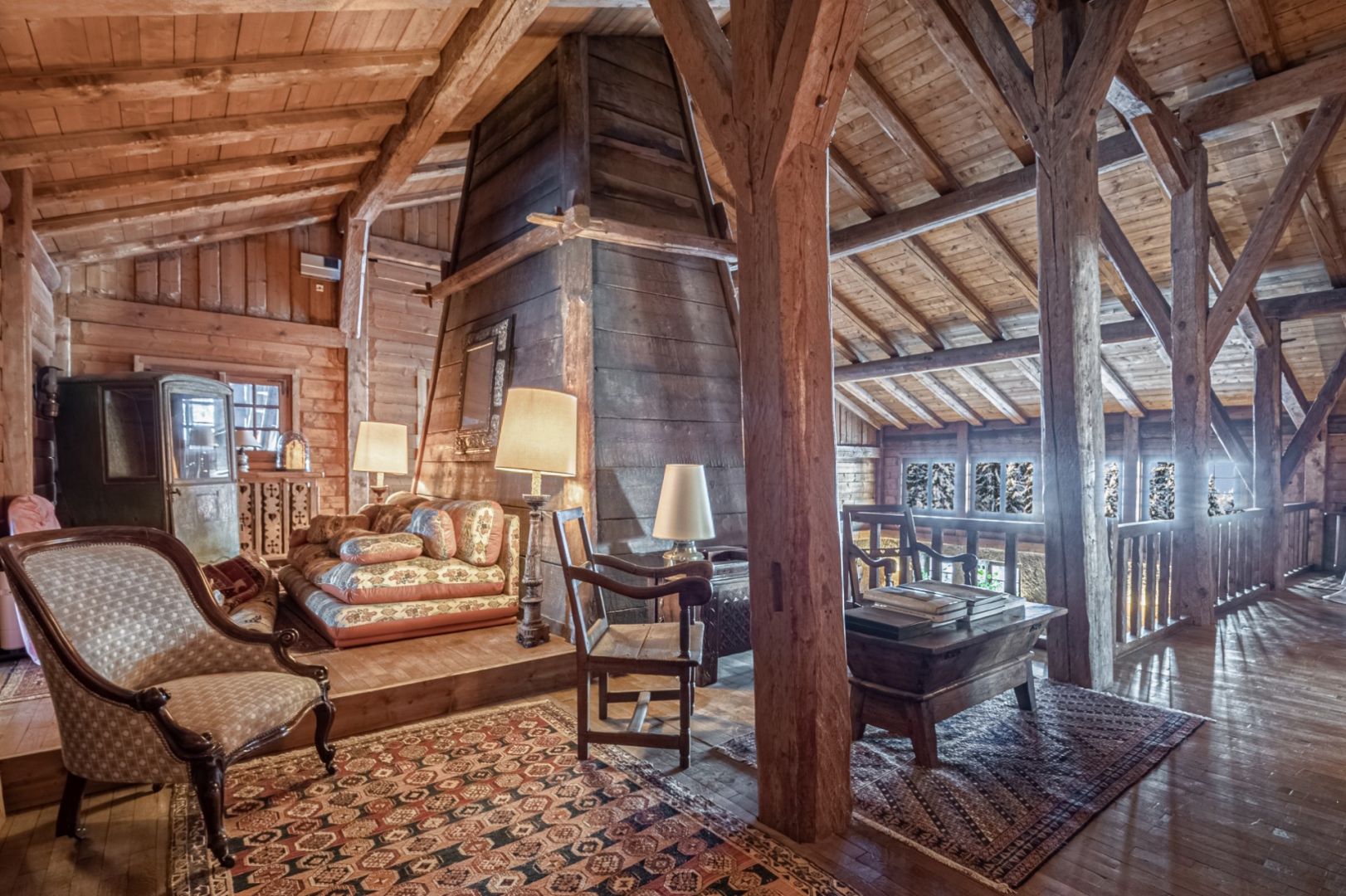 Chamonix, Chamonix Mont-Blanc chalet for sale - Chamonix-Mont-Blanc | Historic 5-Bed Farmhouse with Mazot & Mont Blanc Views - gallery image 2