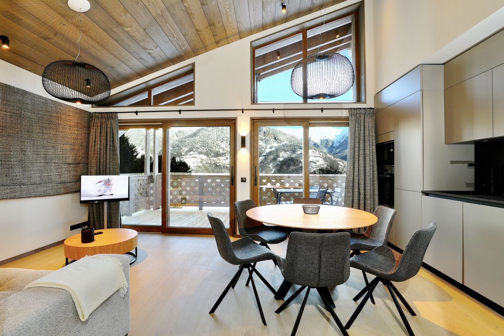 Courchevel, Les 3 Vallées apartment for sale - Courchevel Le Praz | Cosy 2-Bed Apartment in Authentic Village