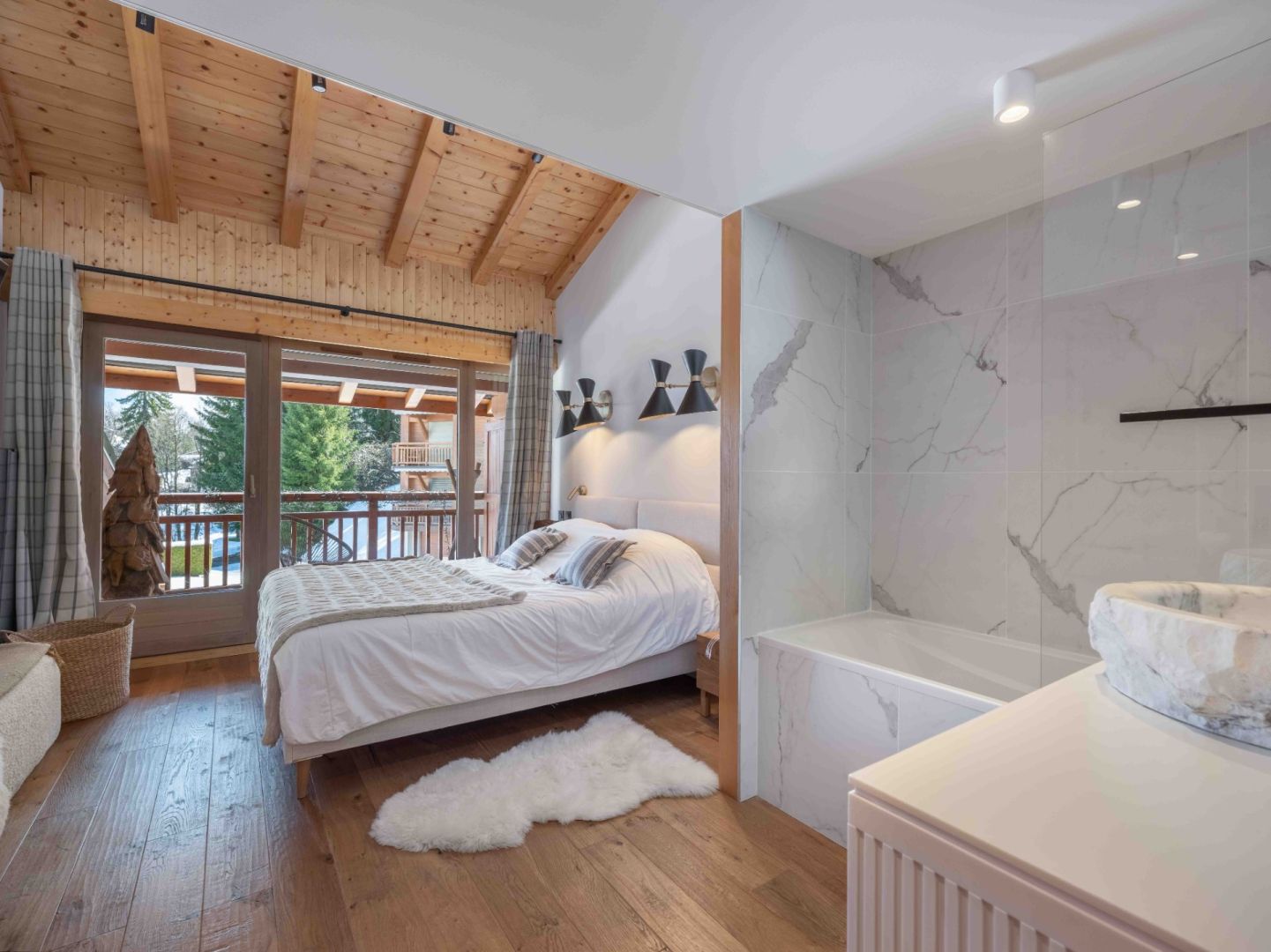 Megève, Évasion Mont-Blanc apartment for sale - Megève | Bright 4-Bed Duplex Near Mont d'Arbois Lifts & Golf - gallery image 3