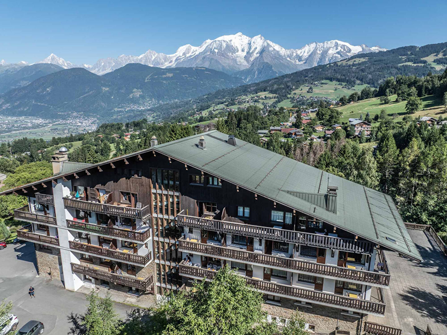 Combloux, Évasion Mont-Blanc chalet for sale - Combloux | Investment Opportunity - 11 Lots Facing Mont Blanc