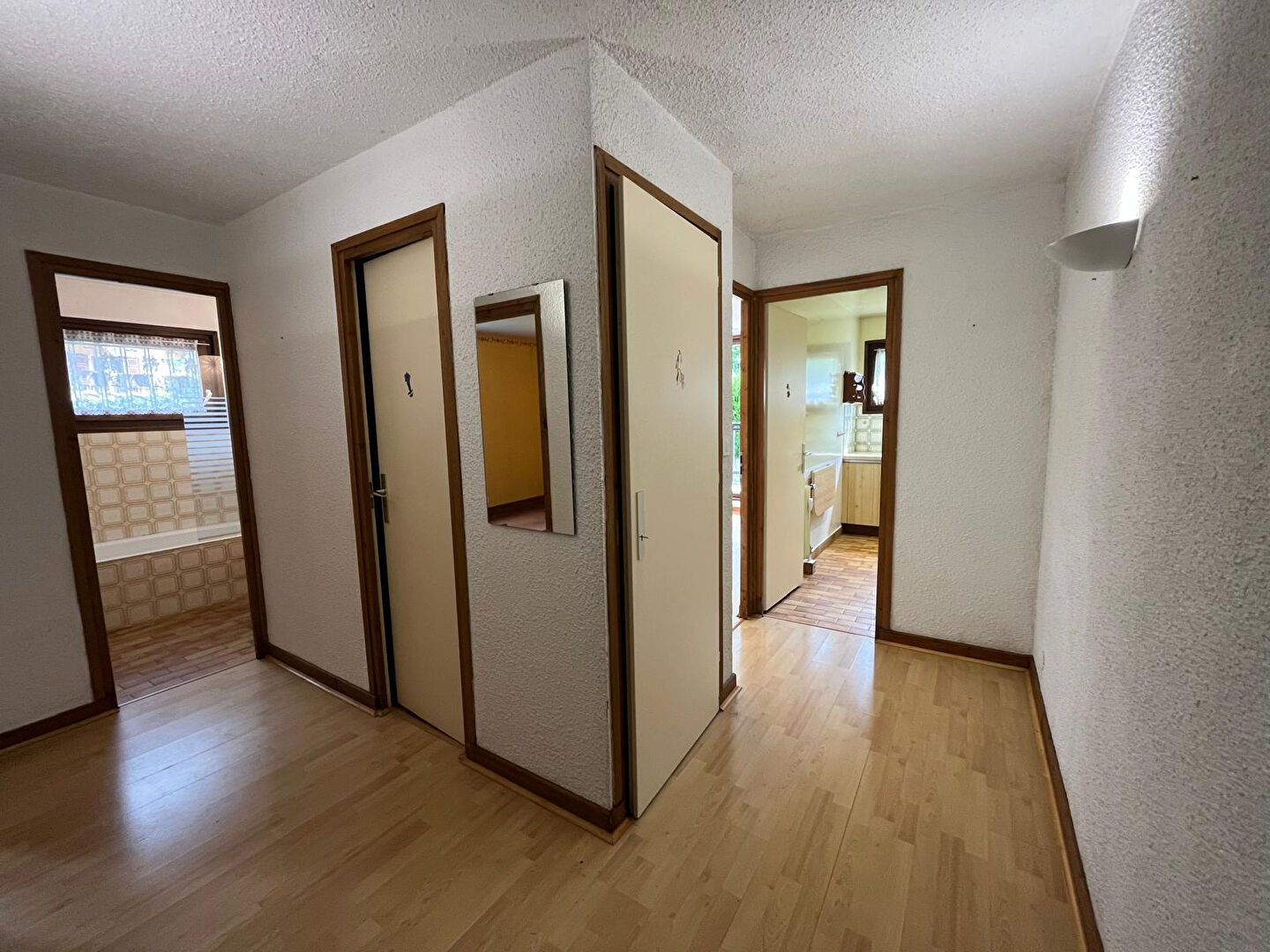 Chamonix, Chamonix Mont-Blanc apartment for sale - Chamonix | 1-Bed Apartment in Town Centre with Rental Potential - gallery image 2