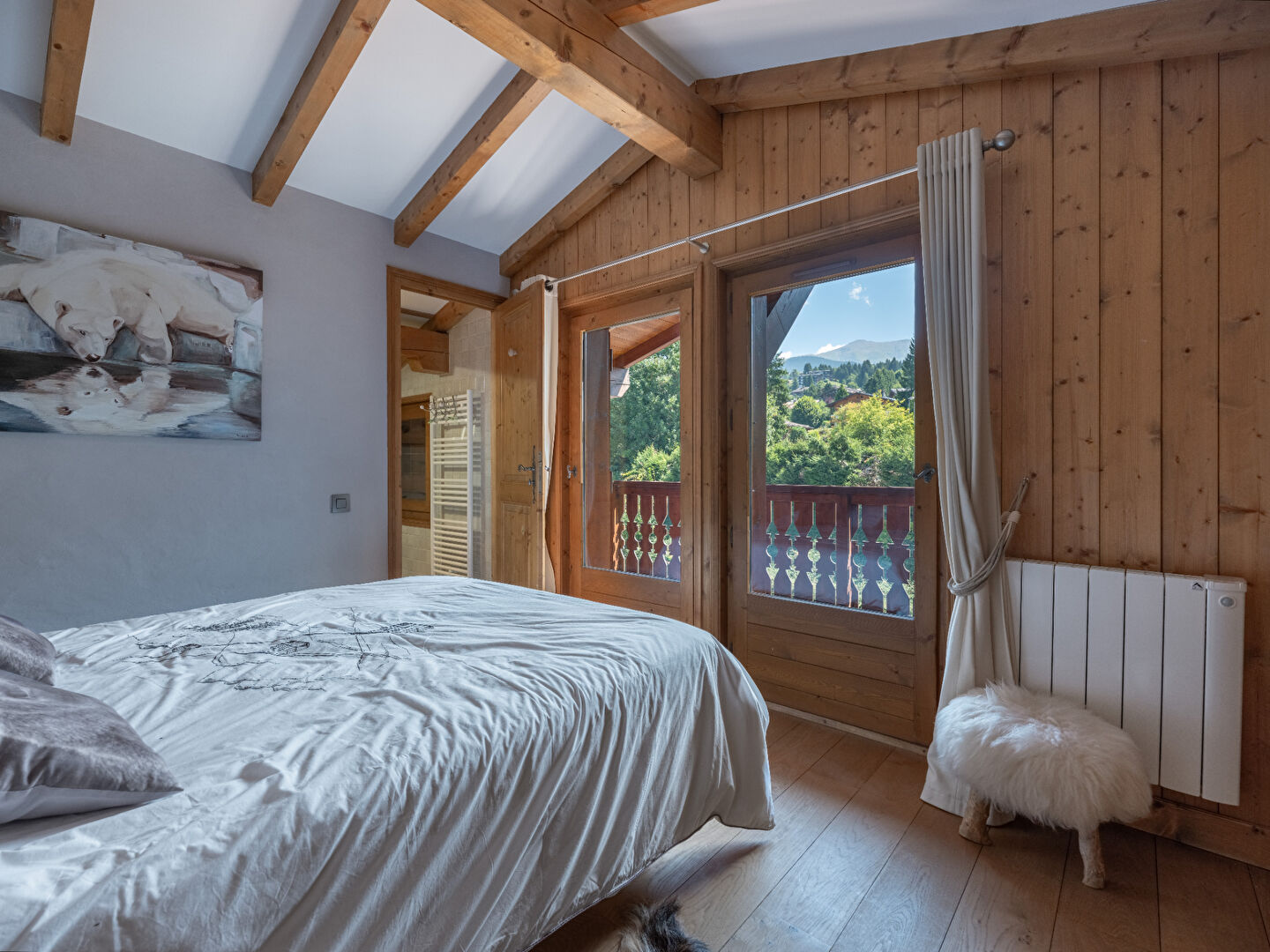 Megève, Évasion Mont-Blanc apartment for sale - Megève | Charming 2-Bed Duplex with Fireplace in Rochebrune - gallery image 2