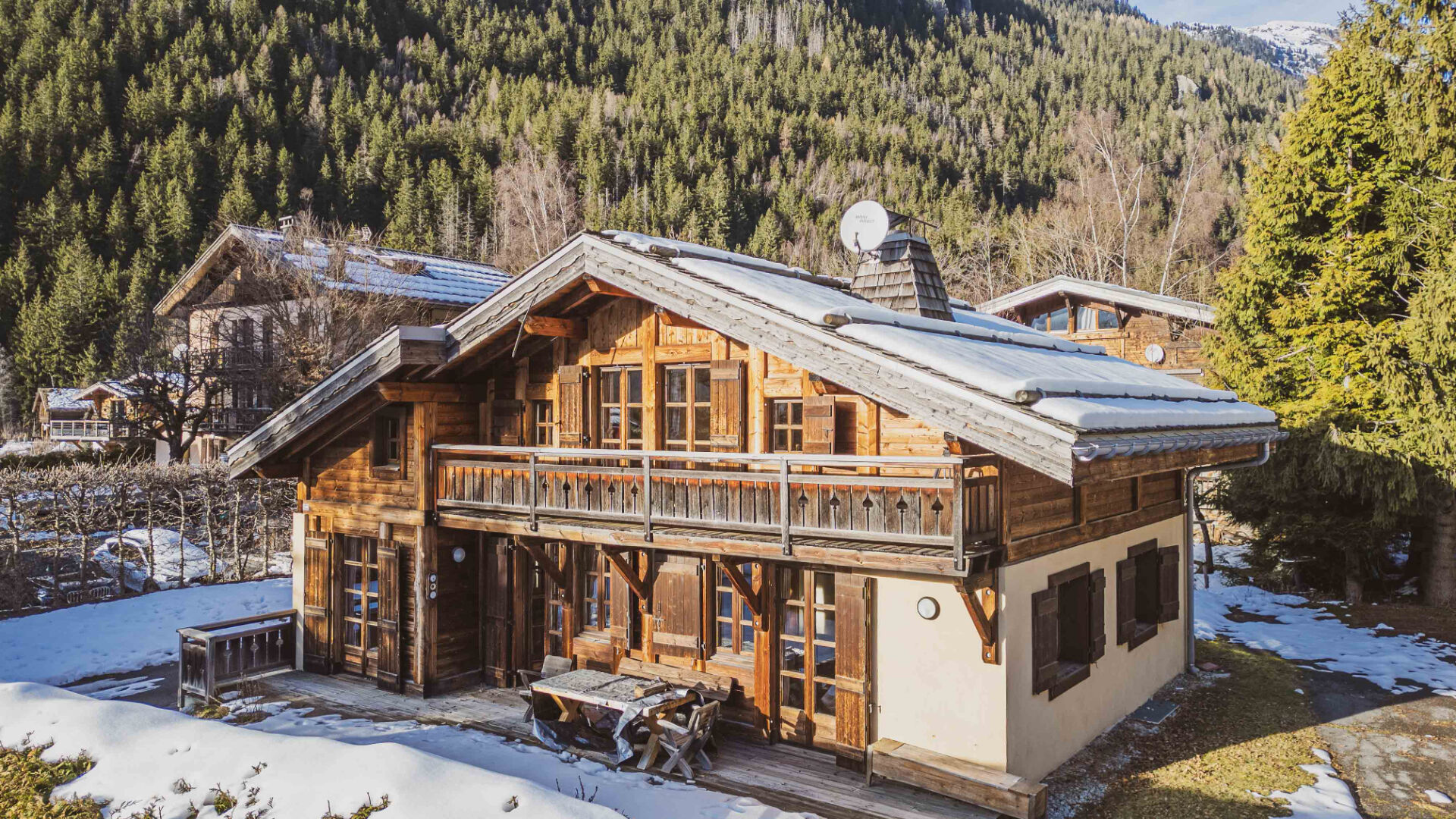 Chamonix, Chamonix Mont-Blanc chalet for sale - Chamonix-Mont-Blanc | Luxurious 6-Bedroom Chalet with Private Sauna & Mont Blanc Views in Les Tines