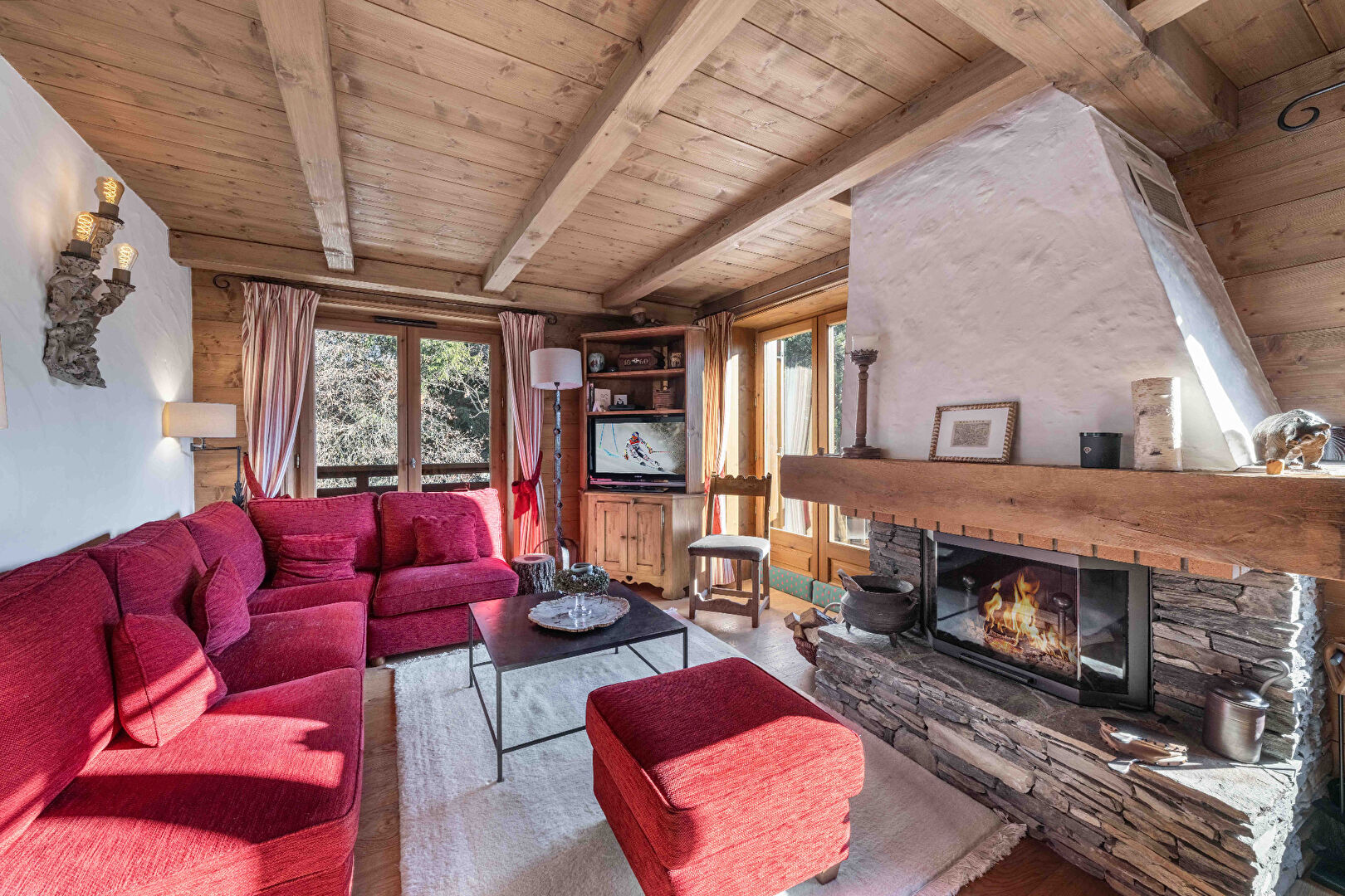 Megève, Evasion Mont-Blanc apartment for sale - Megève | 2-Bed Apartment with South-Facing Balcony - gallery image 3