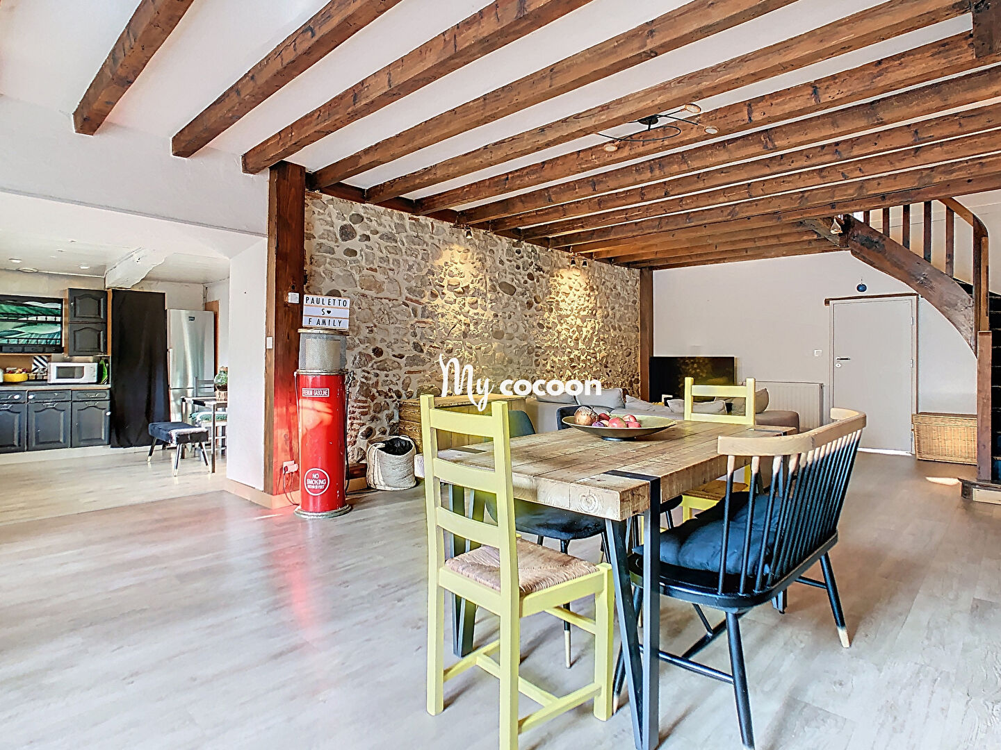 Photo Maison - T6 - 205 m² image 1/6