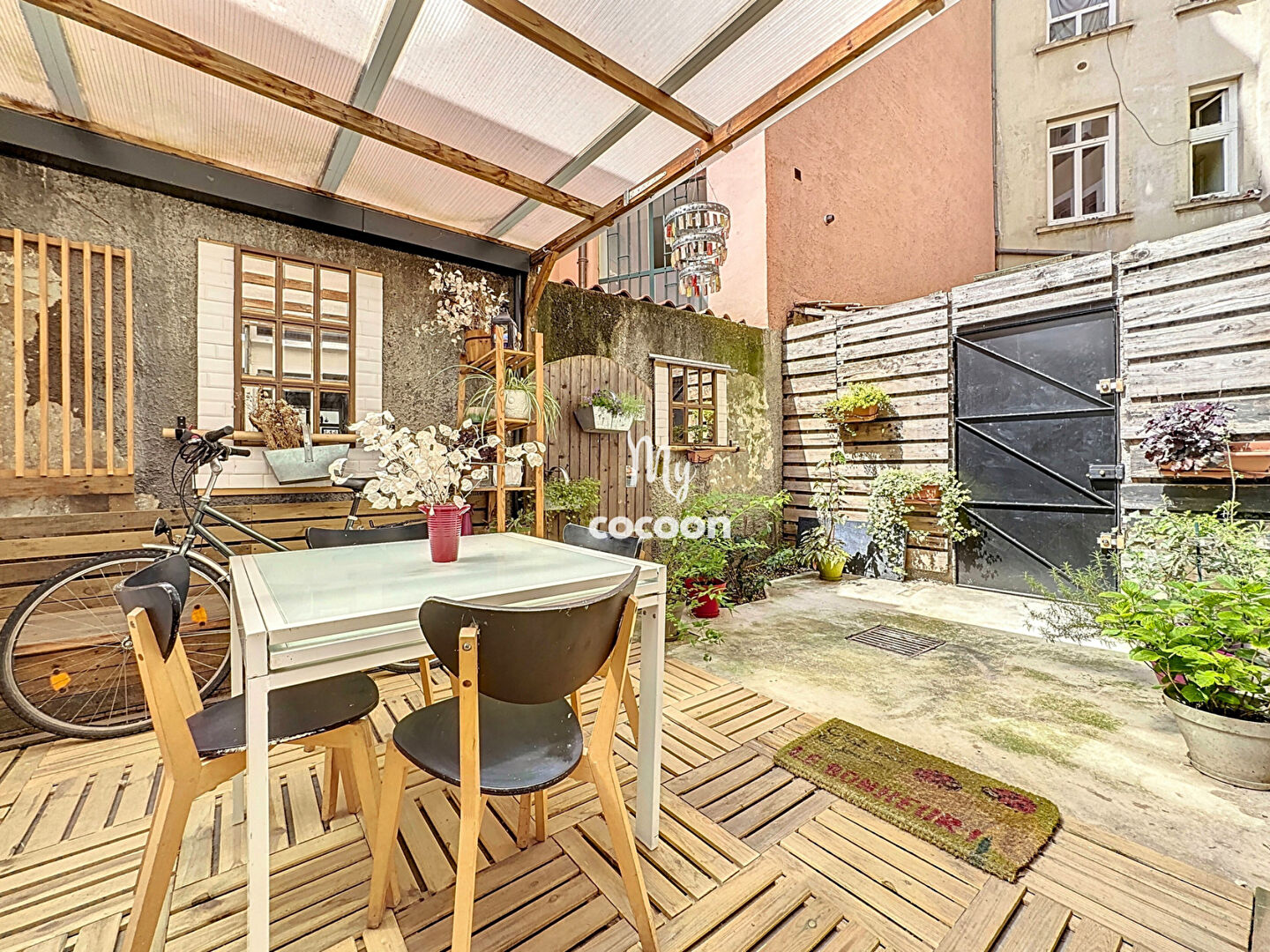 Villeurbanne - T4 Bis - 130 m2, terrasse ciel ouvert